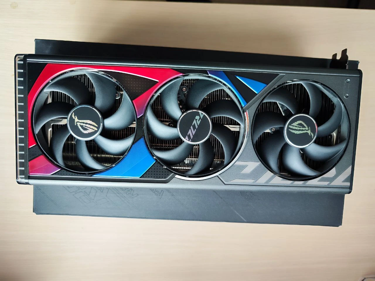 Produktbild ASUS GeForce ROG STRIX RTX 4090 OC Edition (24 GB)