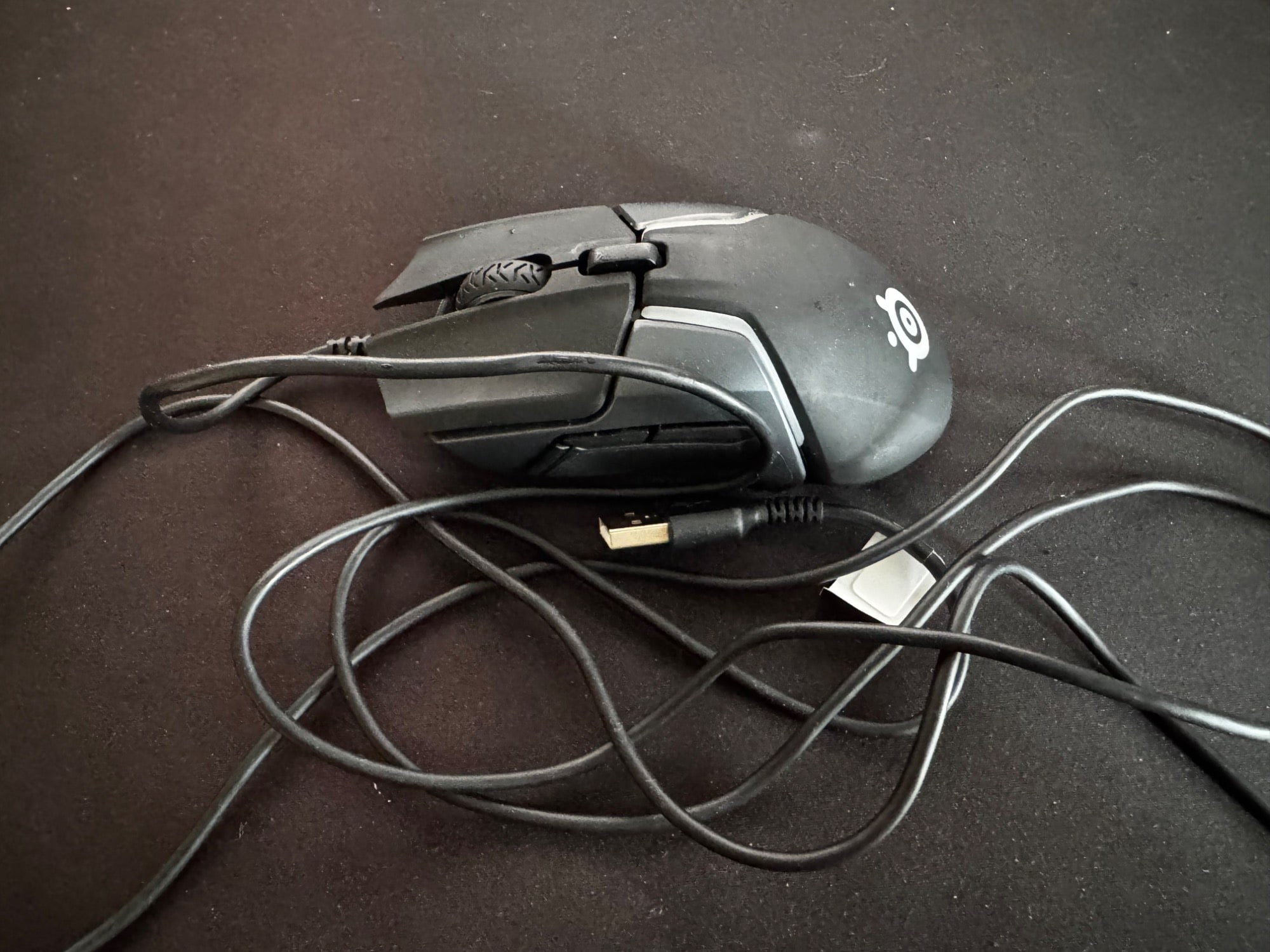 Produktbild SteelSeries Rival 300 RGB Gaming Mouse (Kabelgebunden)