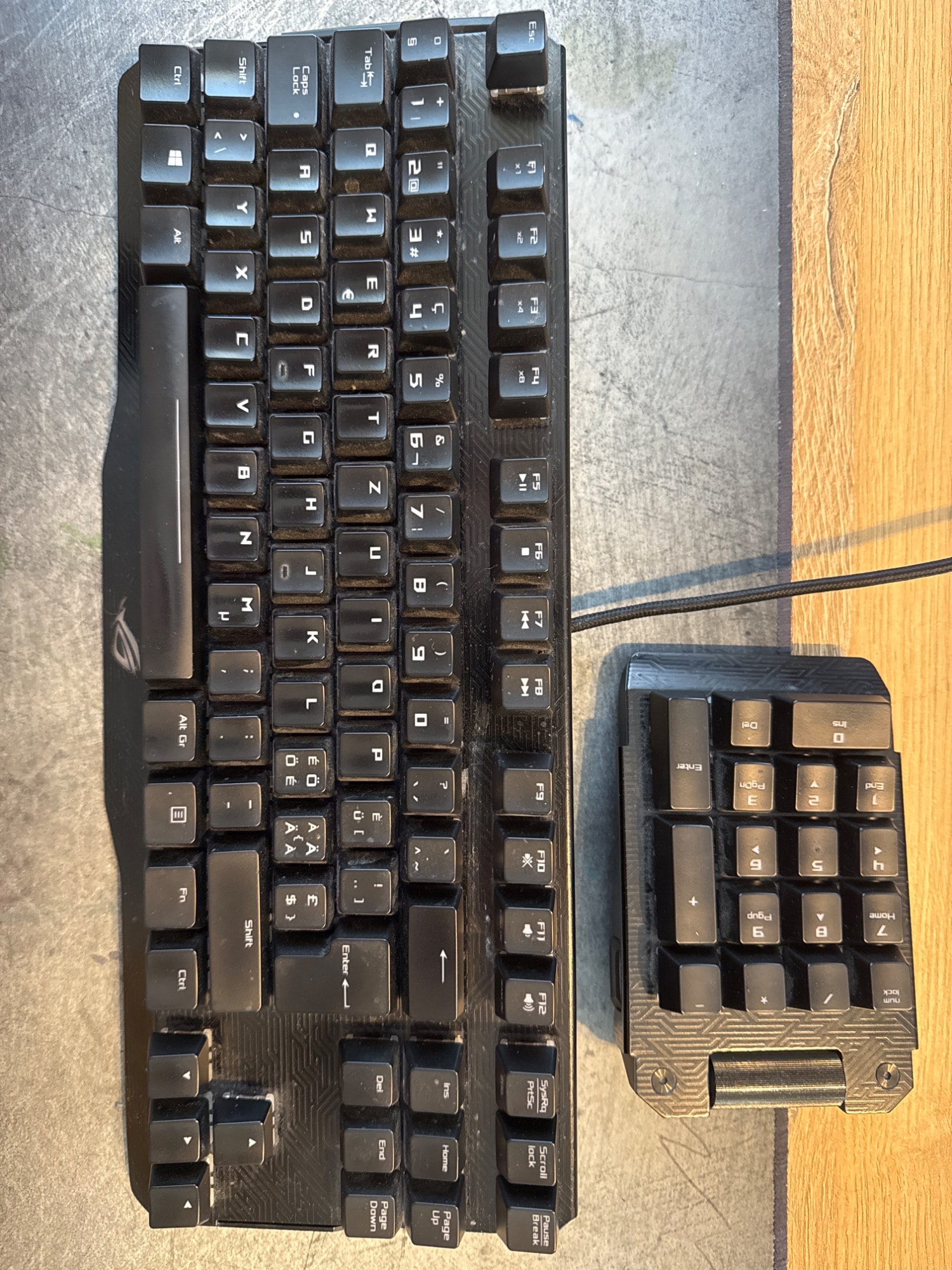Produktbild ASUS ROG Claymore (CH, Kabelgebunden)