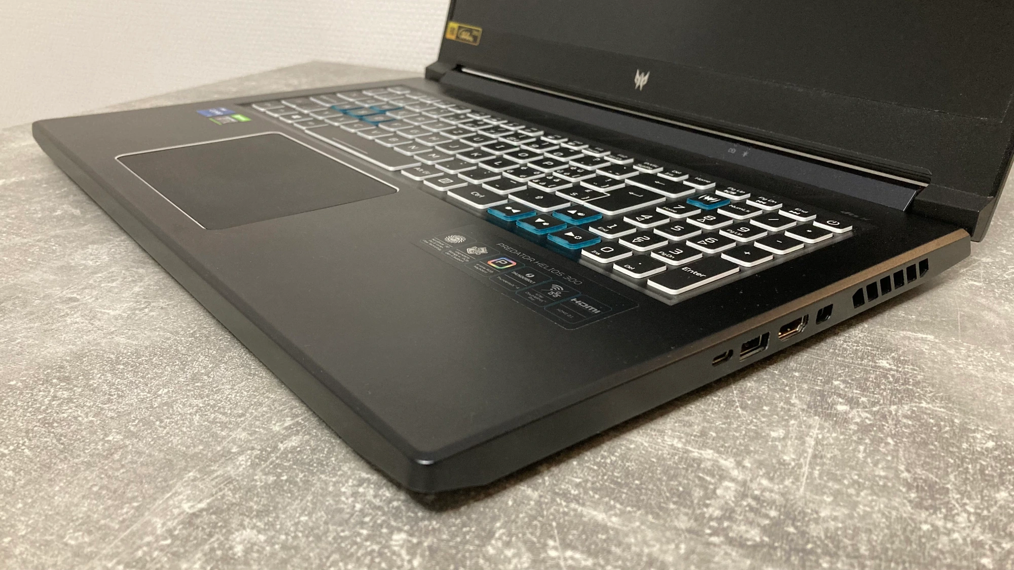 Immagine prodotto Acer Predator Helios 300 (17.30", Intel Core i7-11800H, 16 GB, 1024 GB, CH)