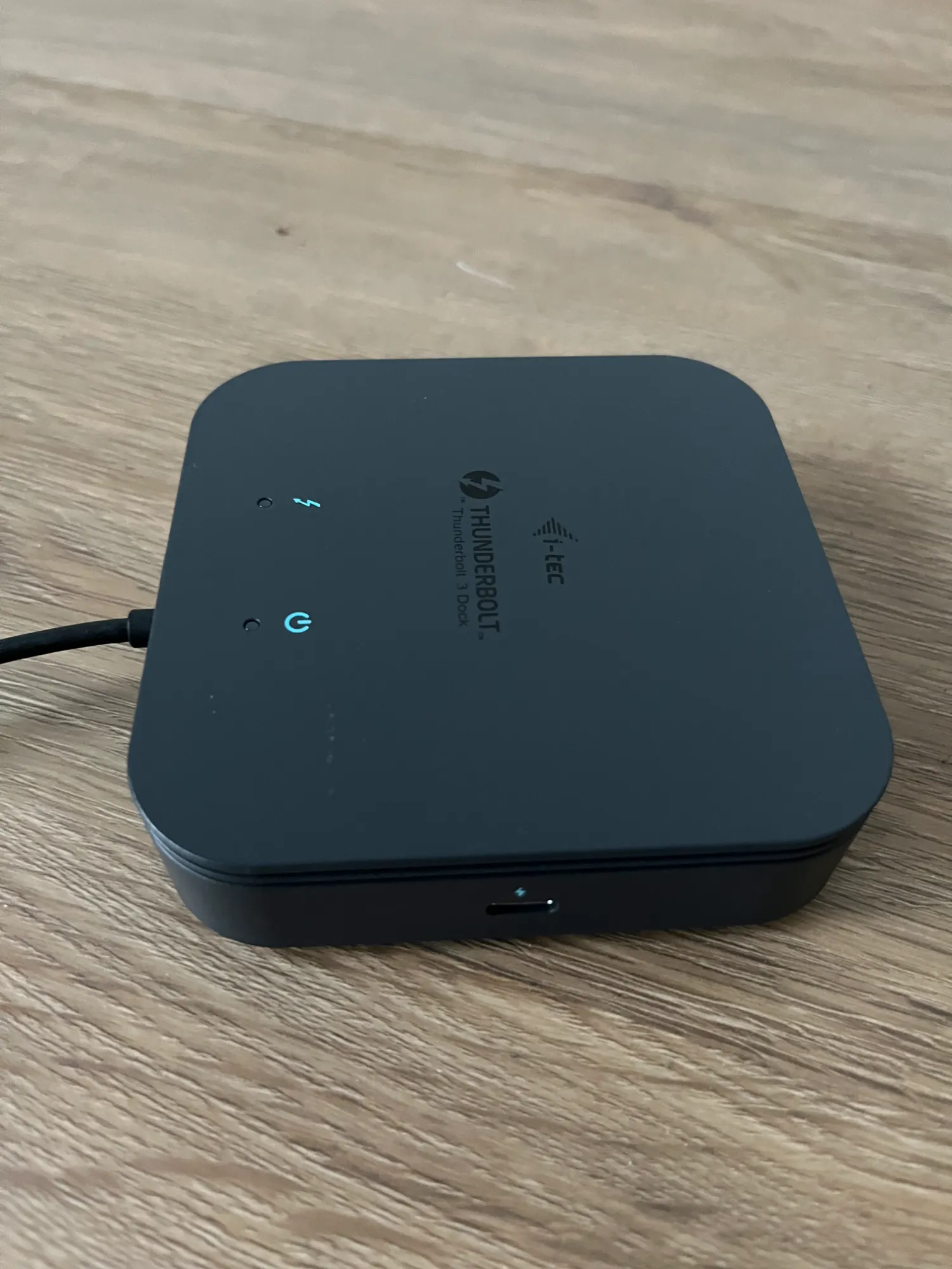 Produktbild i-tec Tb3traveldockpd (Thunderbolt, 4 Ports)