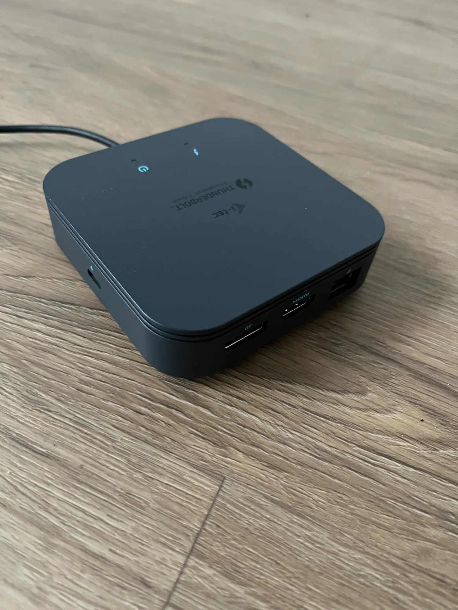 Produktbild i-tec Tb3traveldockpd (Thunderbolt, 4 Ports)