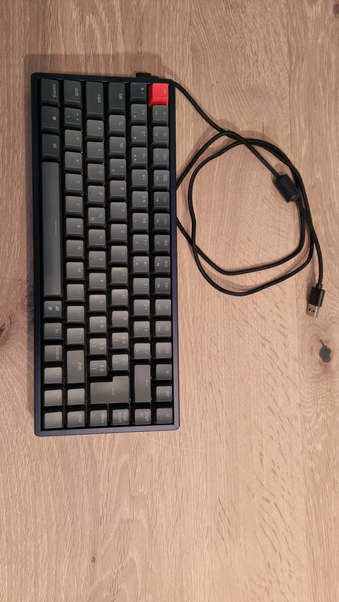 Actual product image Keychron K2 (CH, Wireless, Cable)