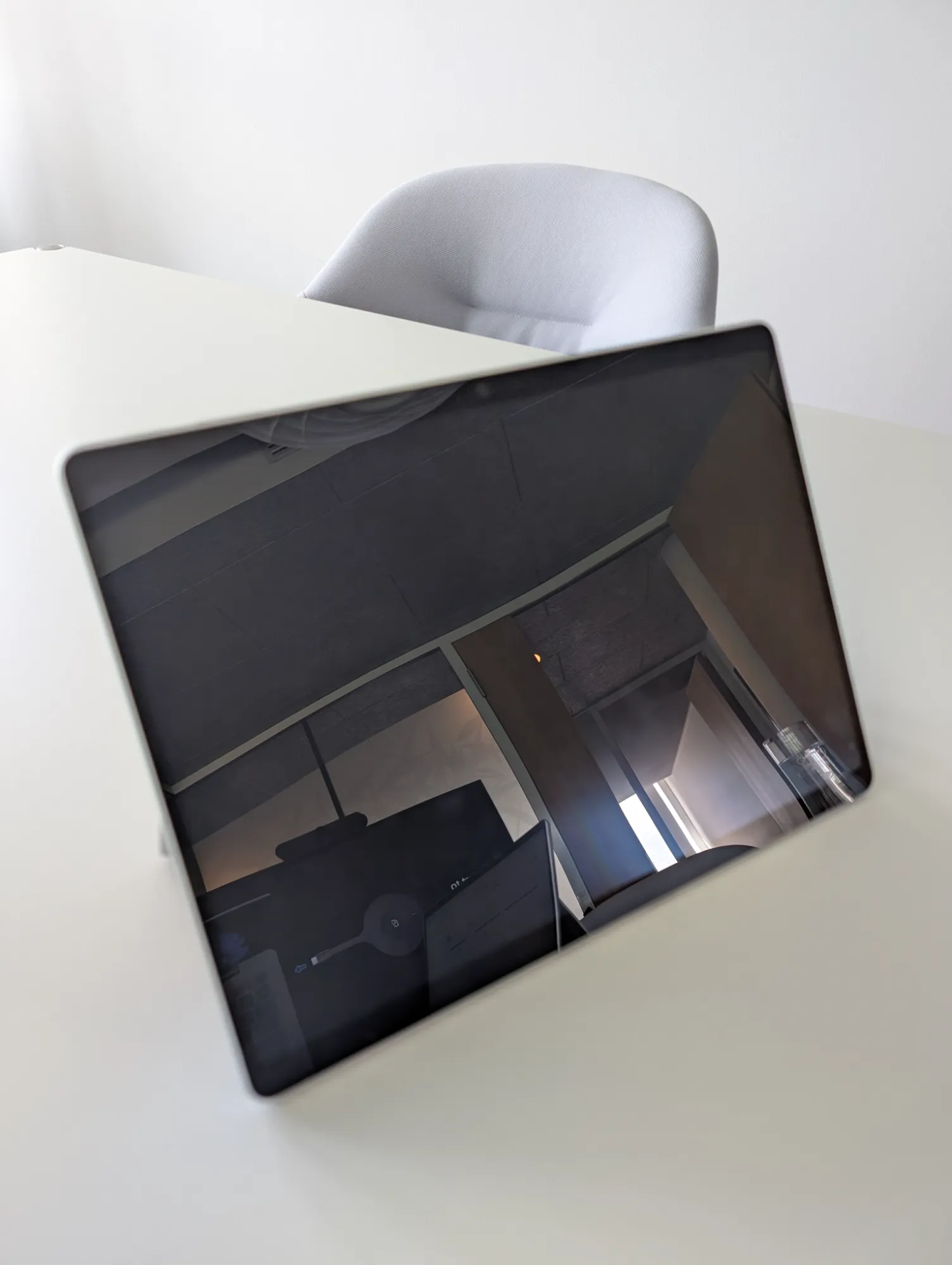 Produktbild Microsoft Surface Pro 11. Edition for business (mit Netzteil) – Copilot+ PC (13", Snapdragon X Elite X1E-80-100, 32 GB, 1000 GB, Ohne Tastaturlayout)