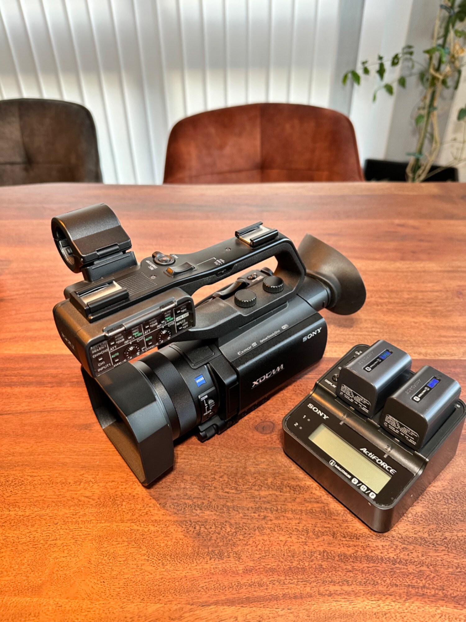 Image du produit Sony Pxw-X70 (14.20 Mpx, 12 x)