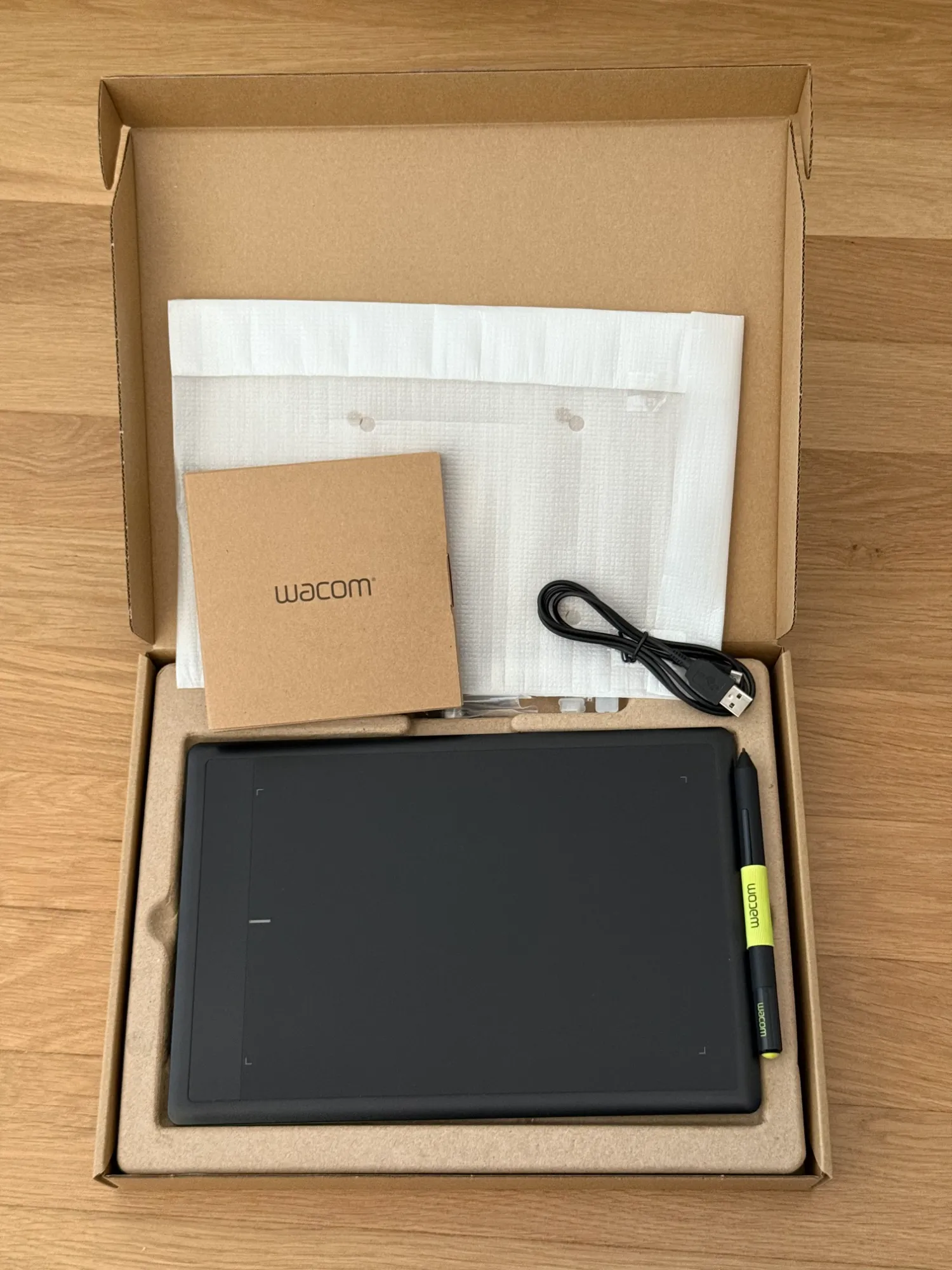 Image du produit Wacom Un moyen (2540 lpi)