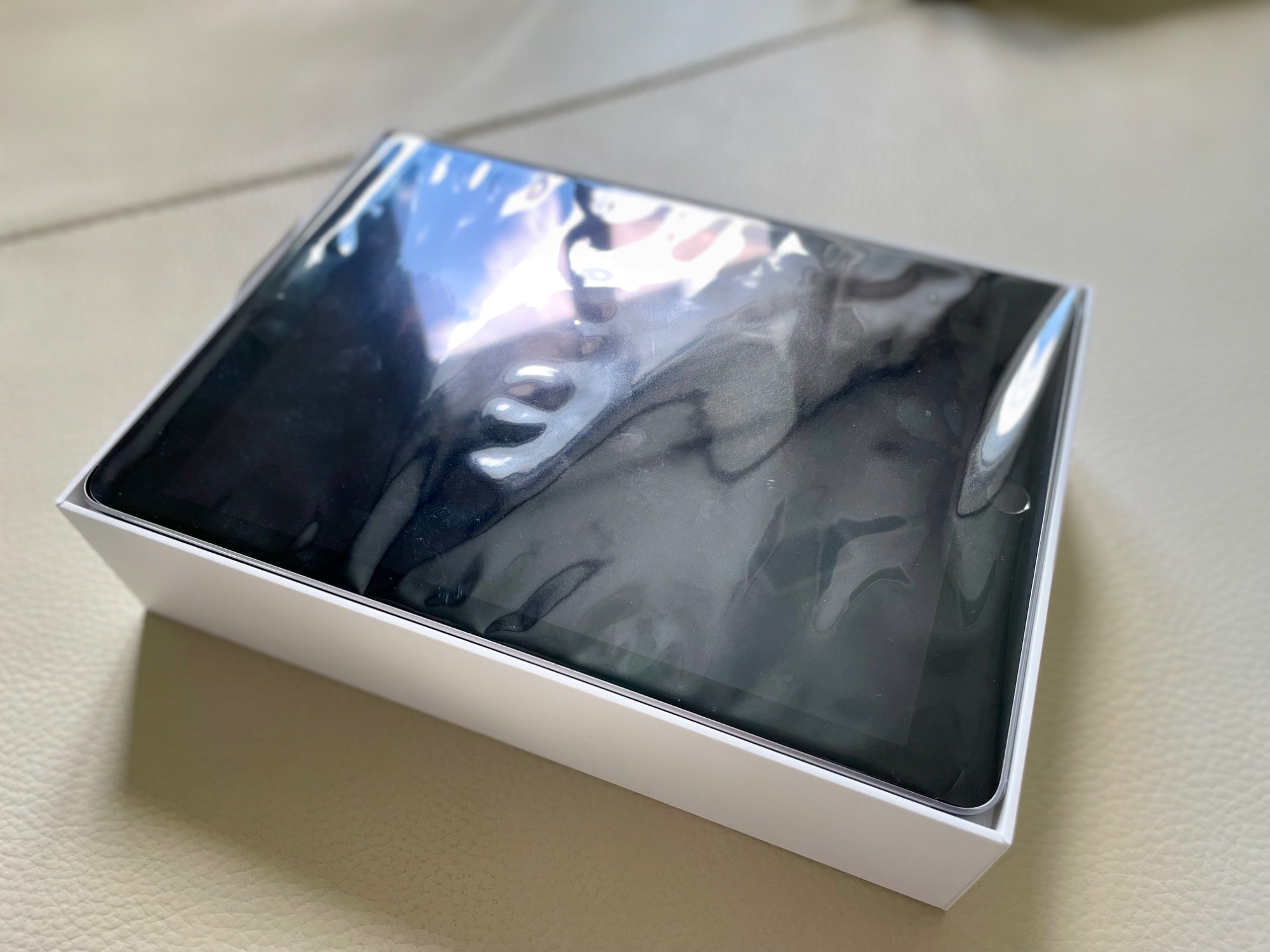 Image du produit Apple iPad (2018) (WLAN uniquement, 9.70", 32 Go, Gris sidéral)