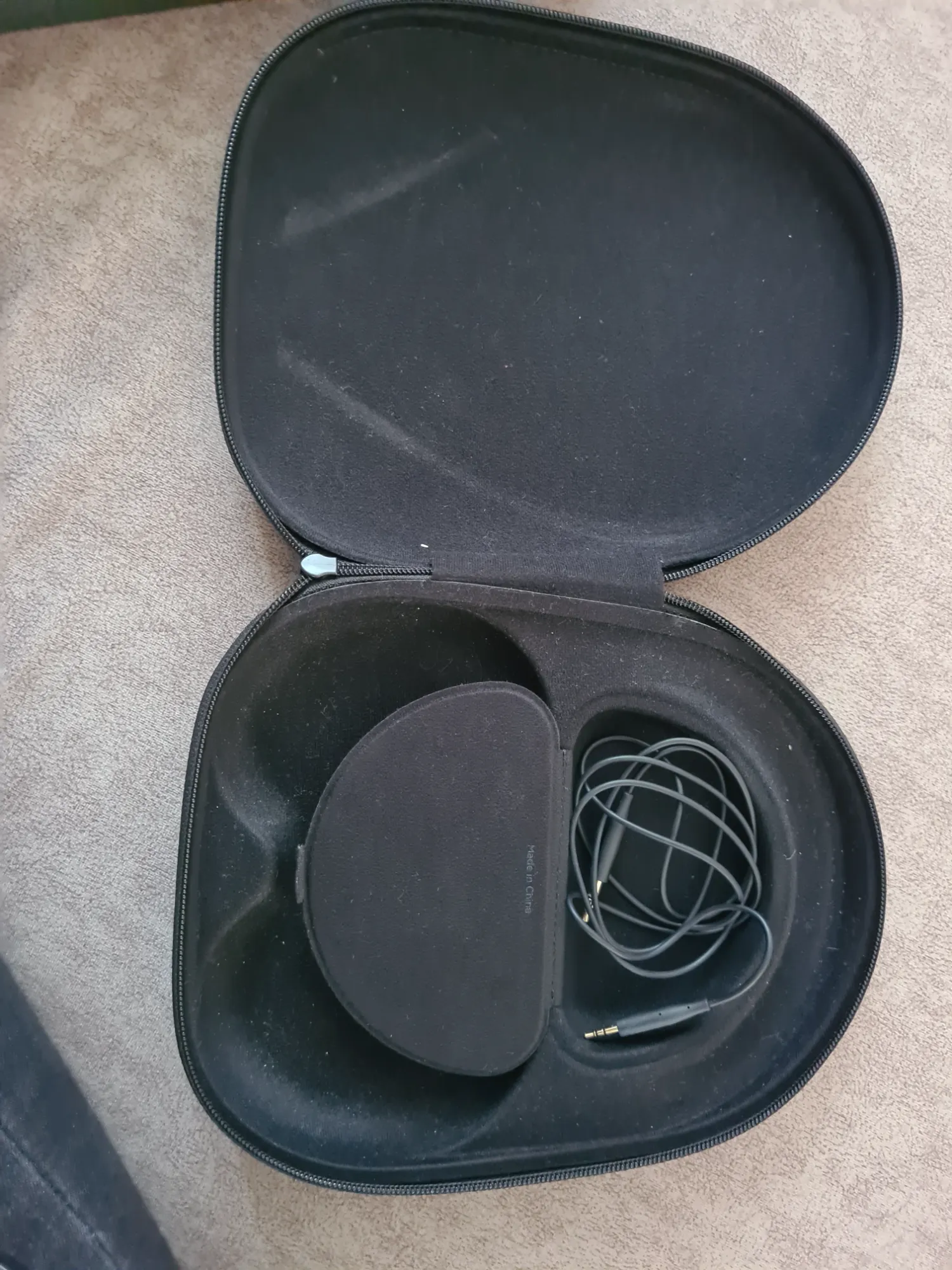 Produktbild Bose Headphones 700 (ANC, 20 h, Kabellos)