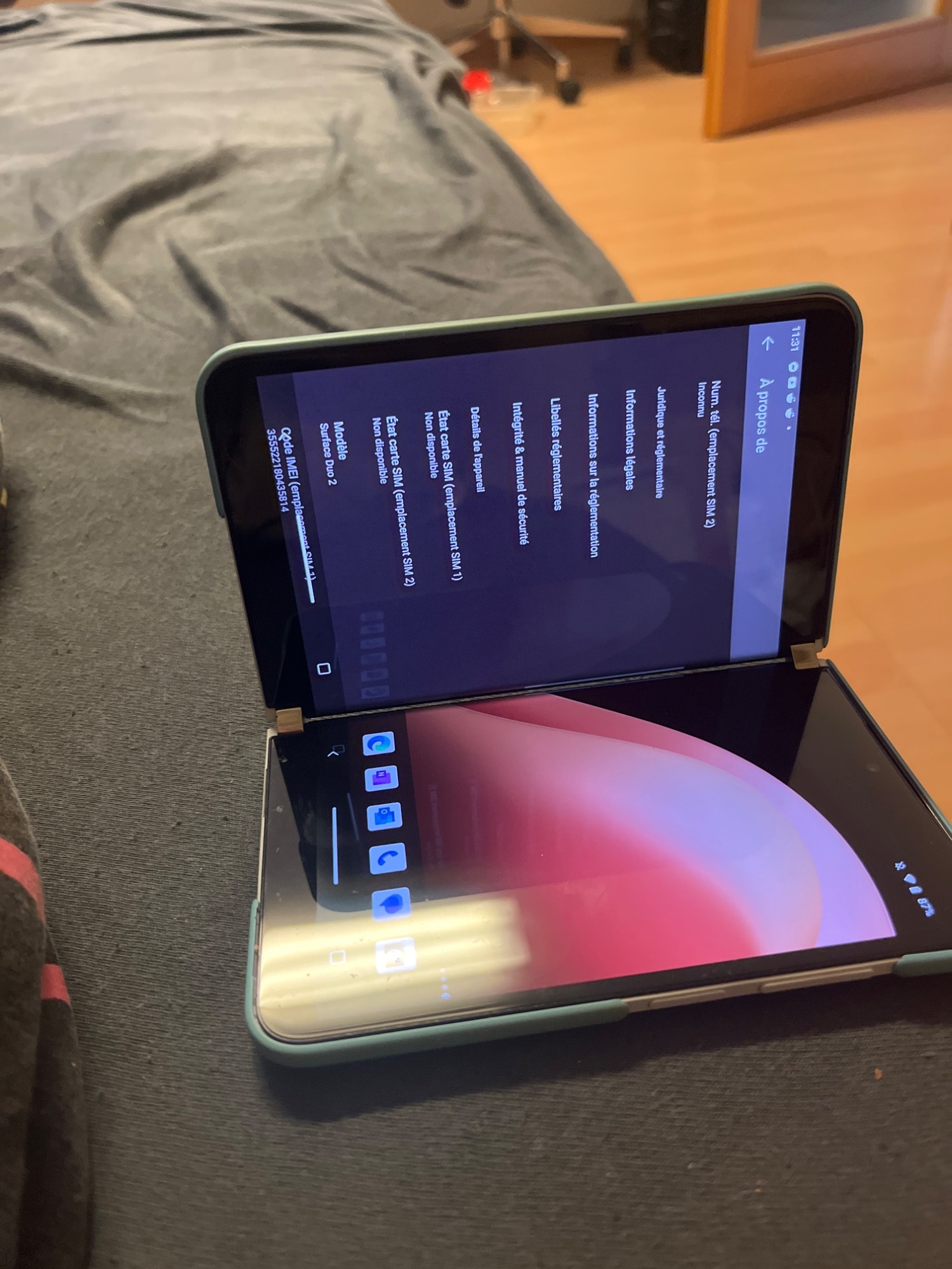 Image du produit Microsoft Surface Duo (256 Go, Glacier, 8.10", SIM + eSIM, 11 Mpx, 4G)