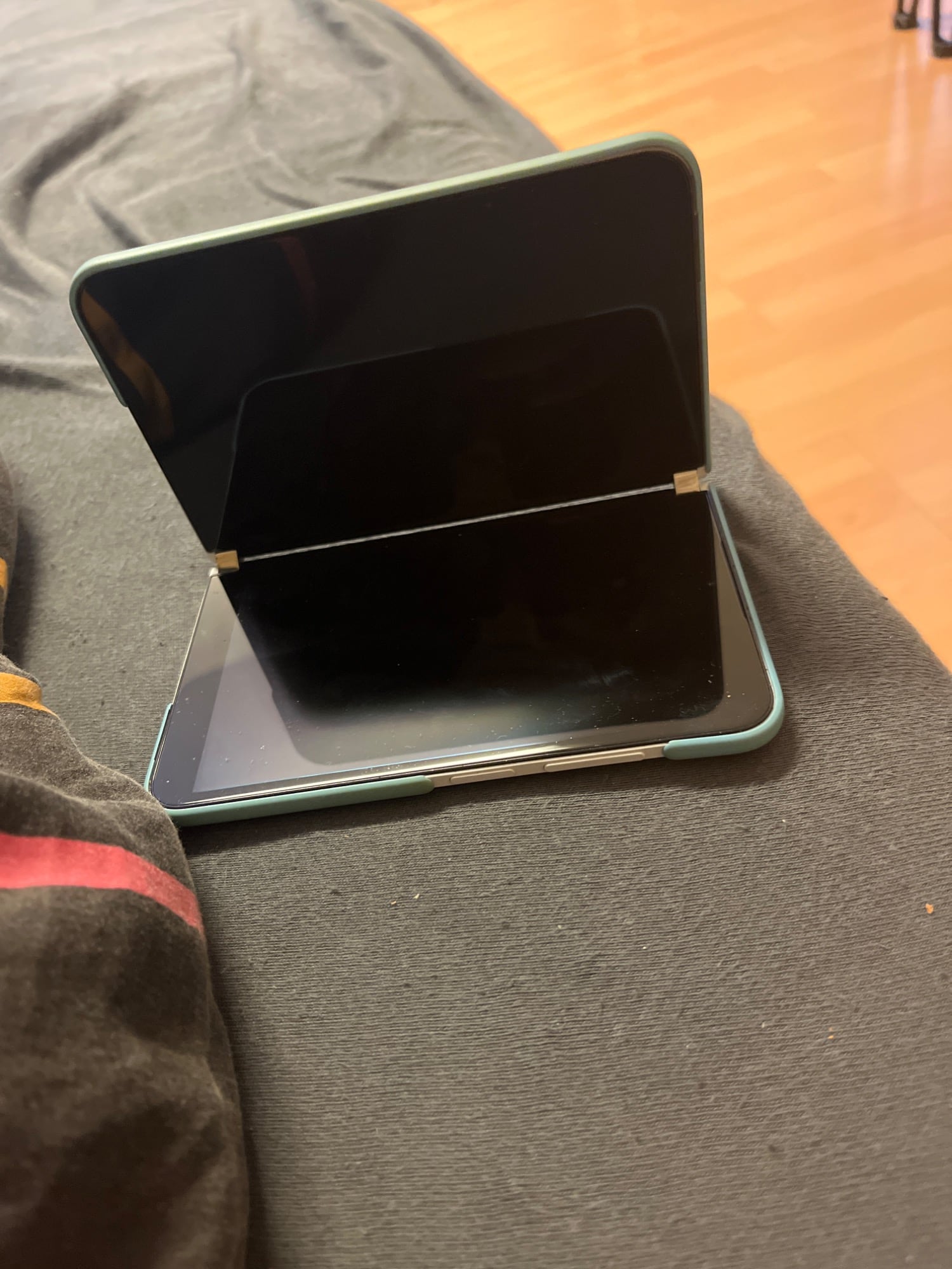 Image du produit Microsoft Surface Duo (256 Go, Glacier, 8.10", SIM + eSIM, 11 Mpx, 4G)
