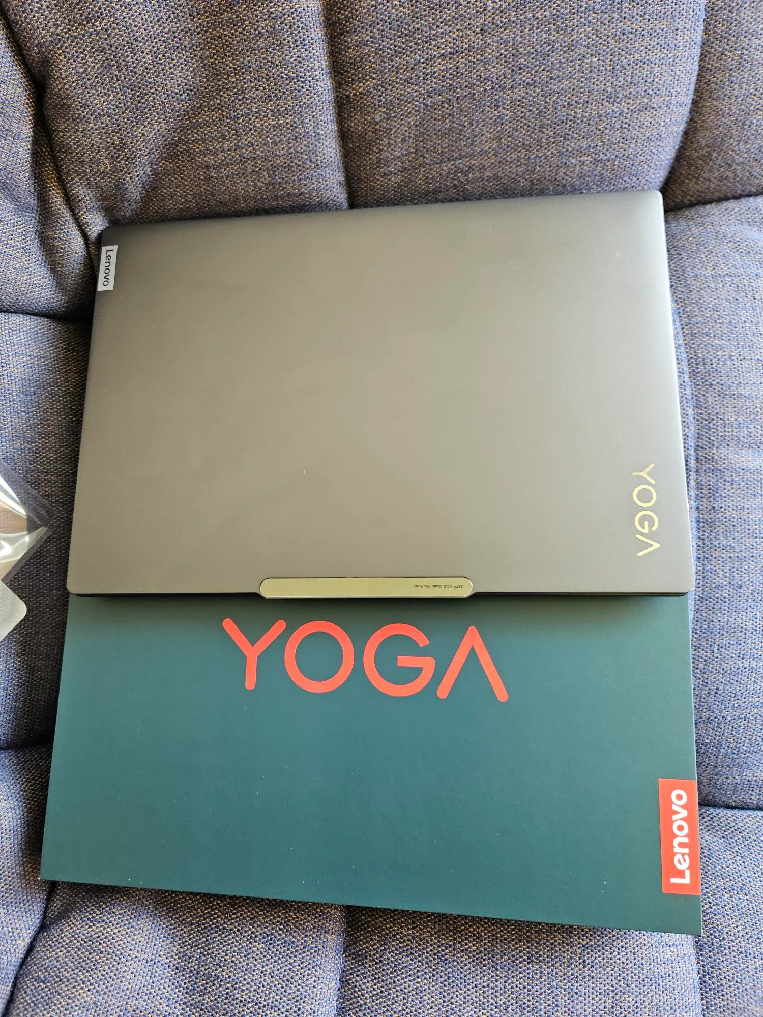 Produktbild Lenovo Yoga Pro 9 (14.50", Intel Core i9-13905H, 32 GB, 1000 GB, CH)