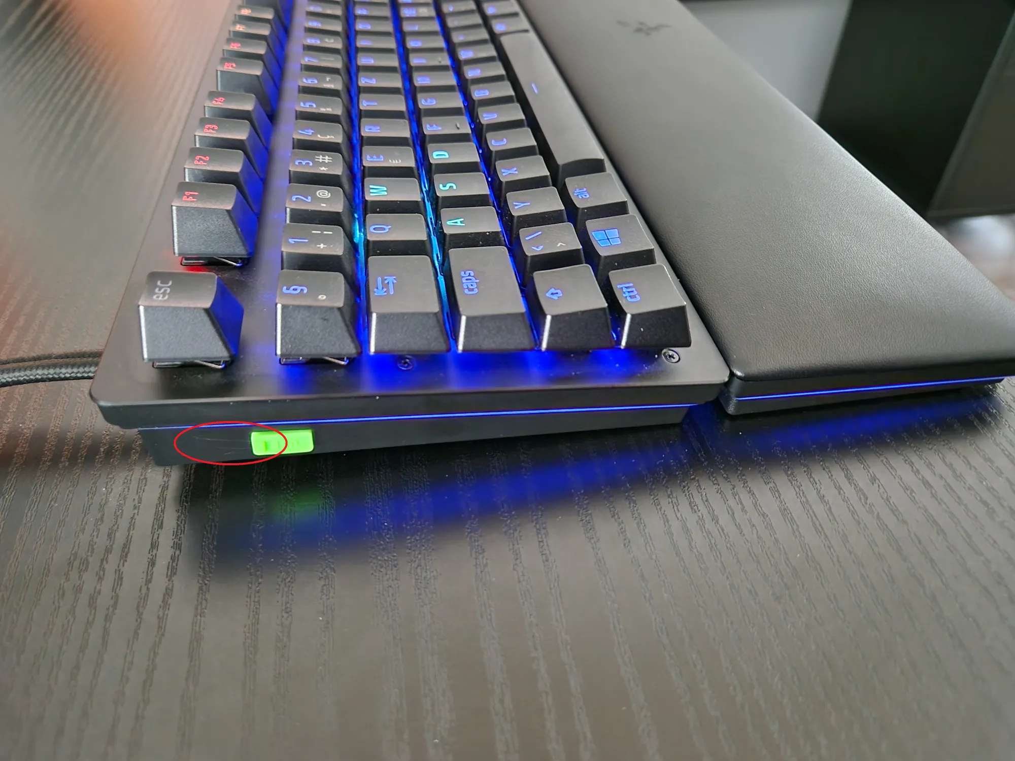 Produktbild Razer BlackWidow Chroma (CH, Kabelgebunden)