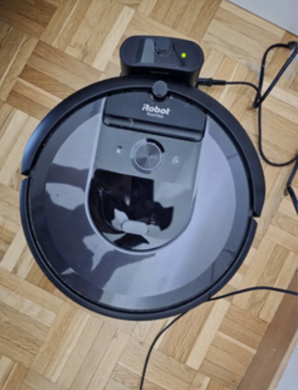 Immagine prodotto iRobot Roomba i7 (Aspirazione robotica)