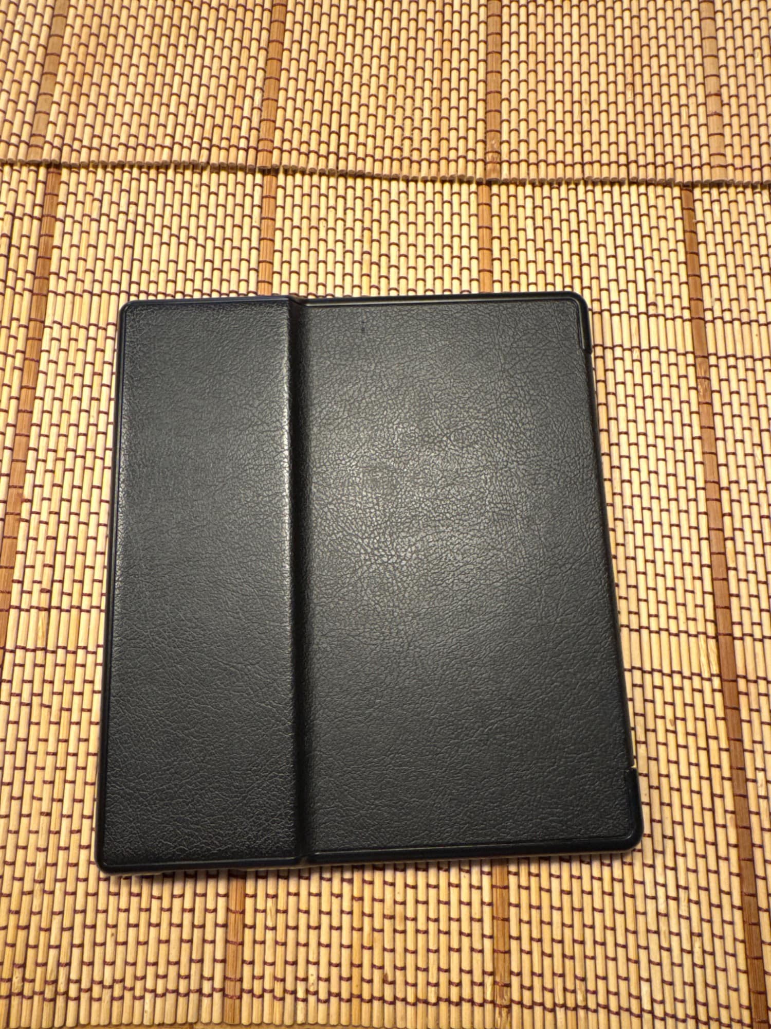 Produktbild Amazon Kindle Oasis (2019) (7", 32 GB, Black)