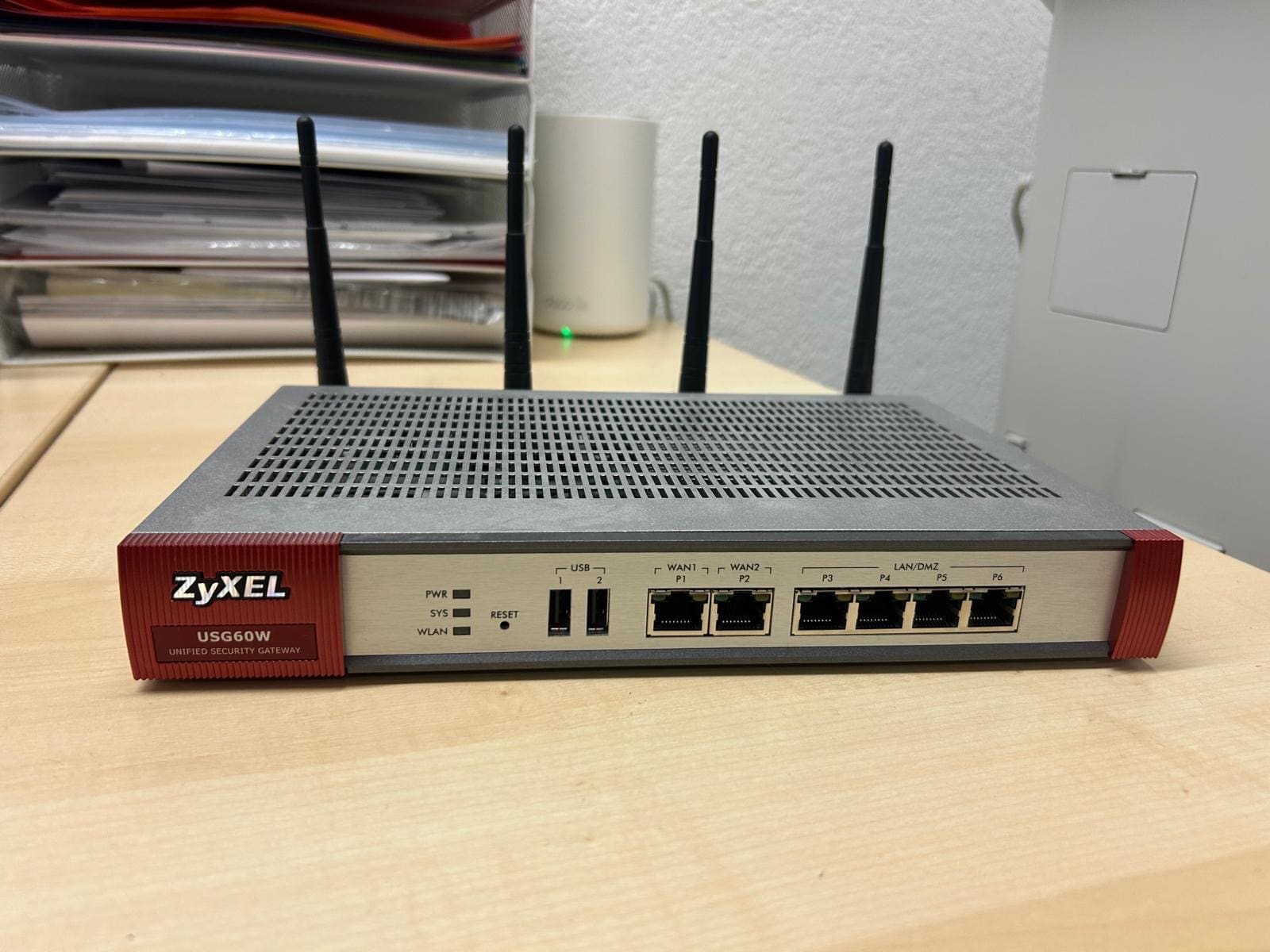 Produktbild Zyxel USG60W Bundle
