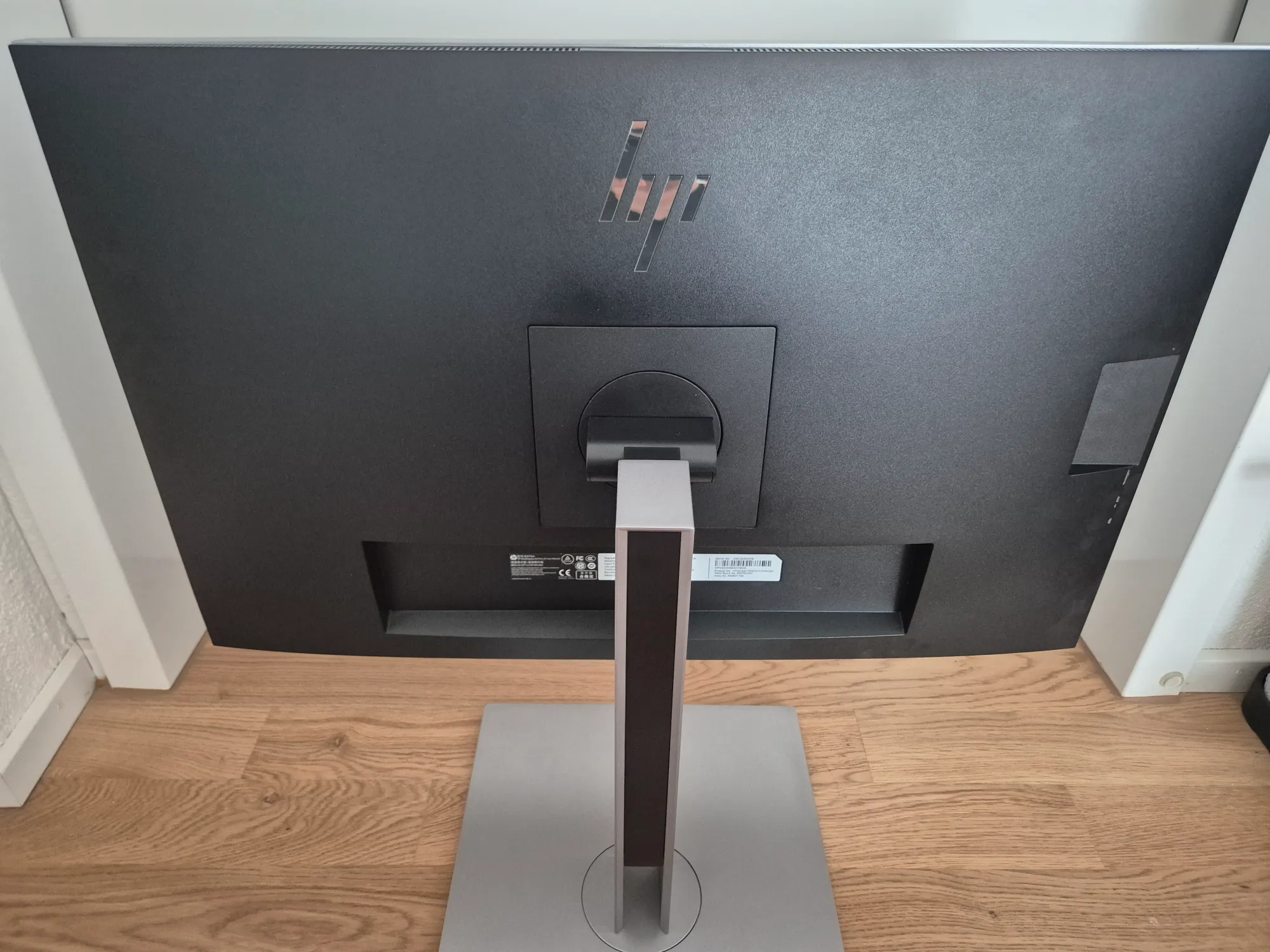 Actual product image HP EliteDisplay E273m - 27 inch 1920 x 1080 Full HD AG, IPS, USB-C (1920 x 1080 pixels, 27")