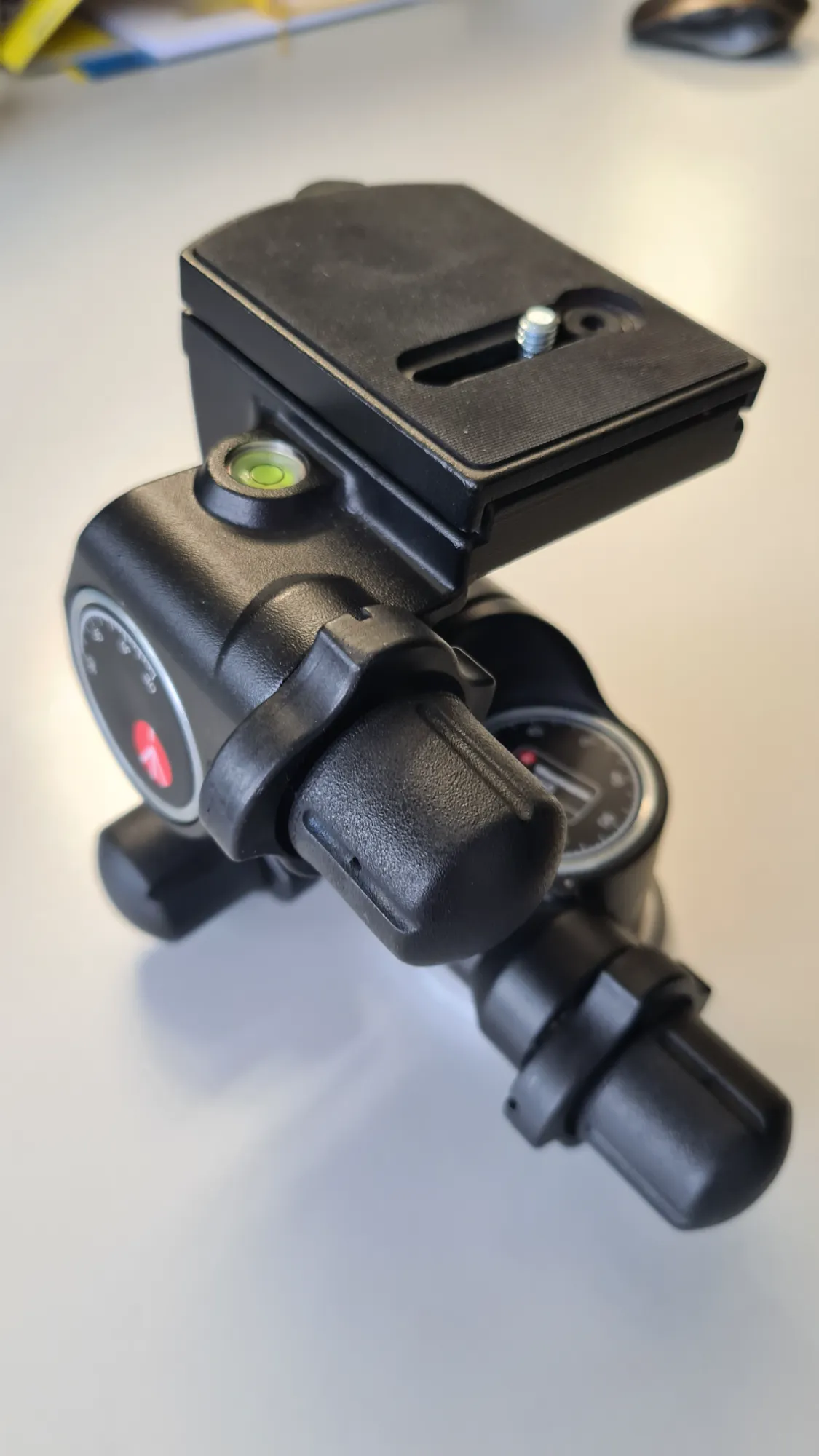 Immagine prodotto Manfrotto MN 410 Testa orientabile ad ingranaggi (Gearediger)
