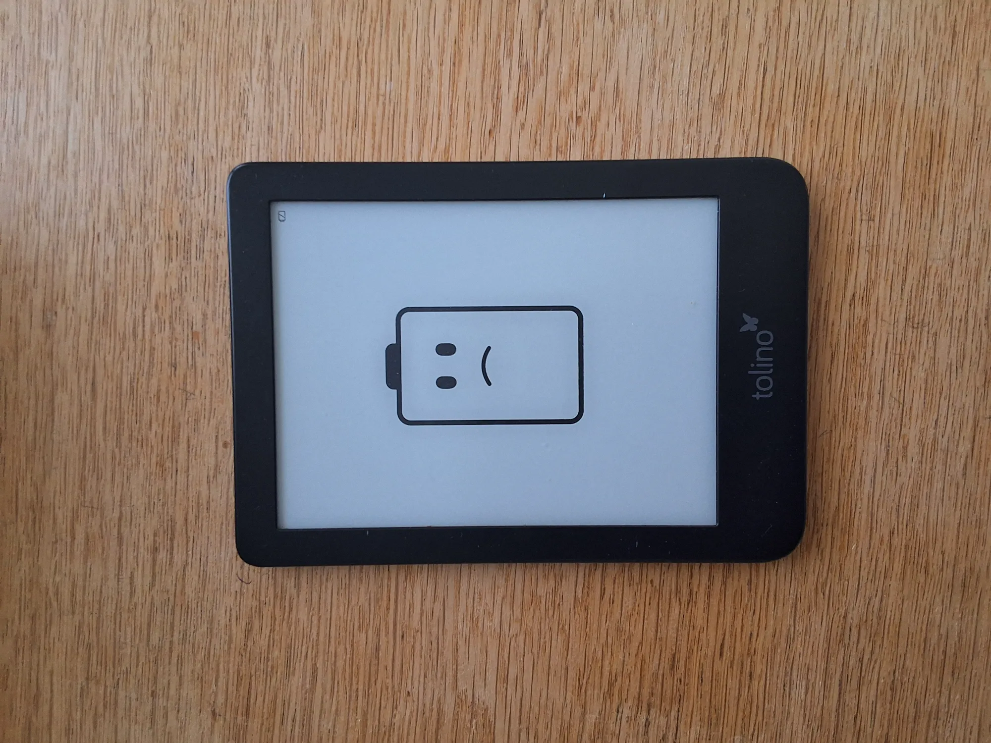 Produktbild tolino shine 4 (6", 16 GB, Blau, Schwarz)