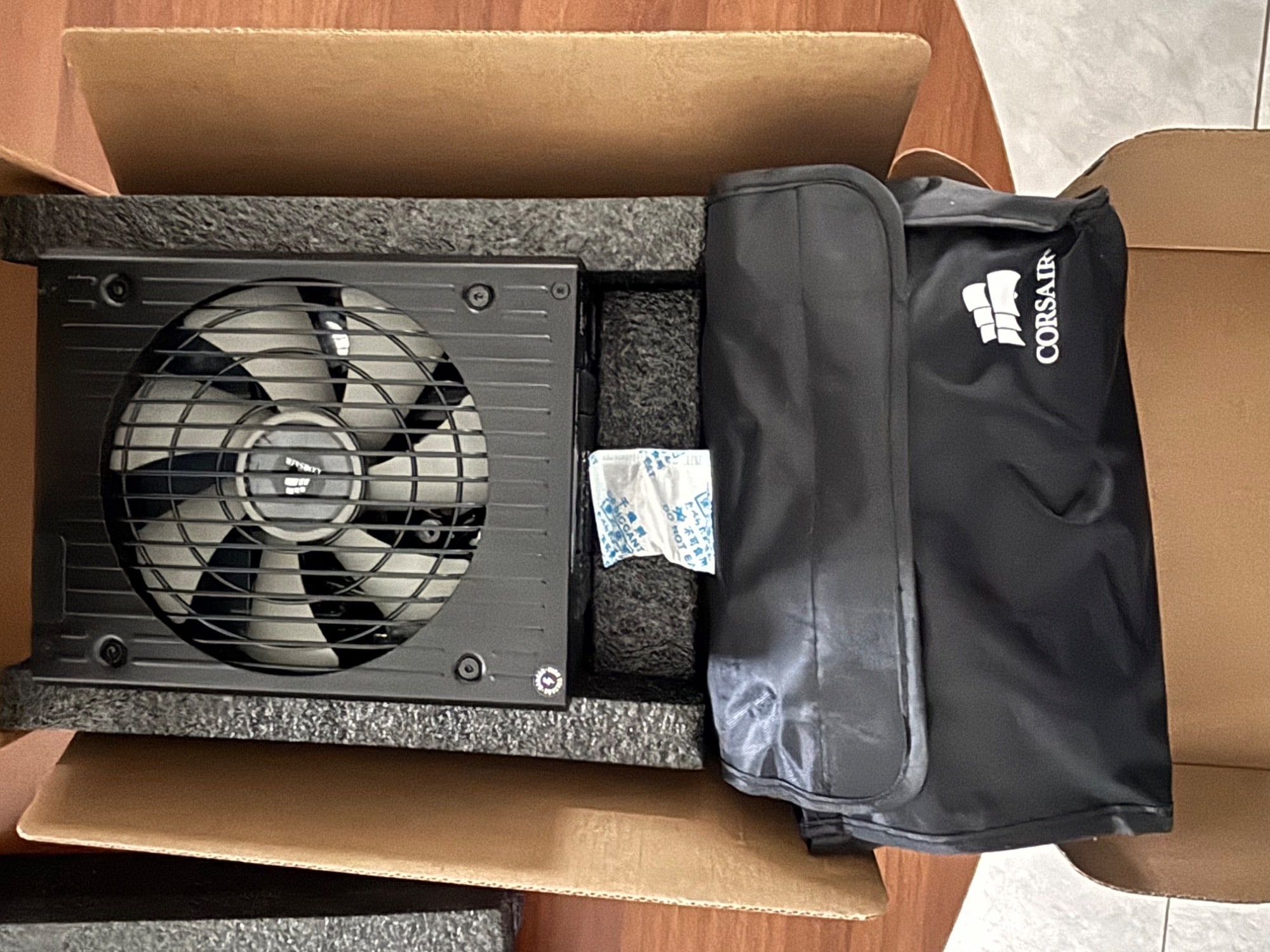 Produktbild Corsair HX1000i (1000 W)