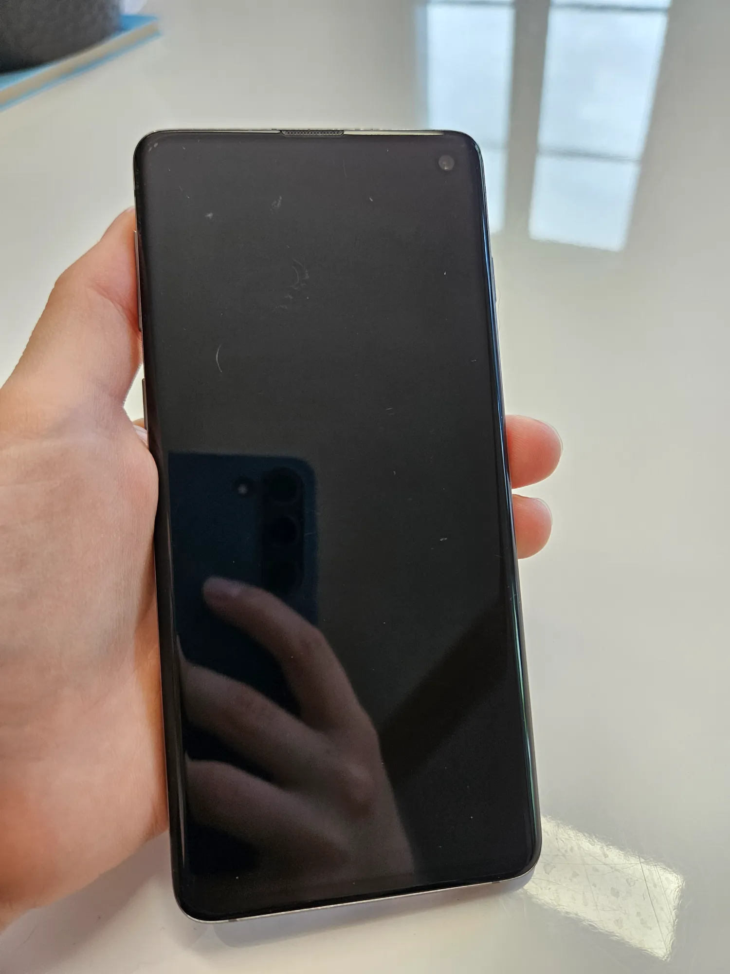 Produktbild Samsung Galaxy S10 (128 GB, Prism Black, 6.10", Hybrid Dual SIM, 16 Mpx, 4G)