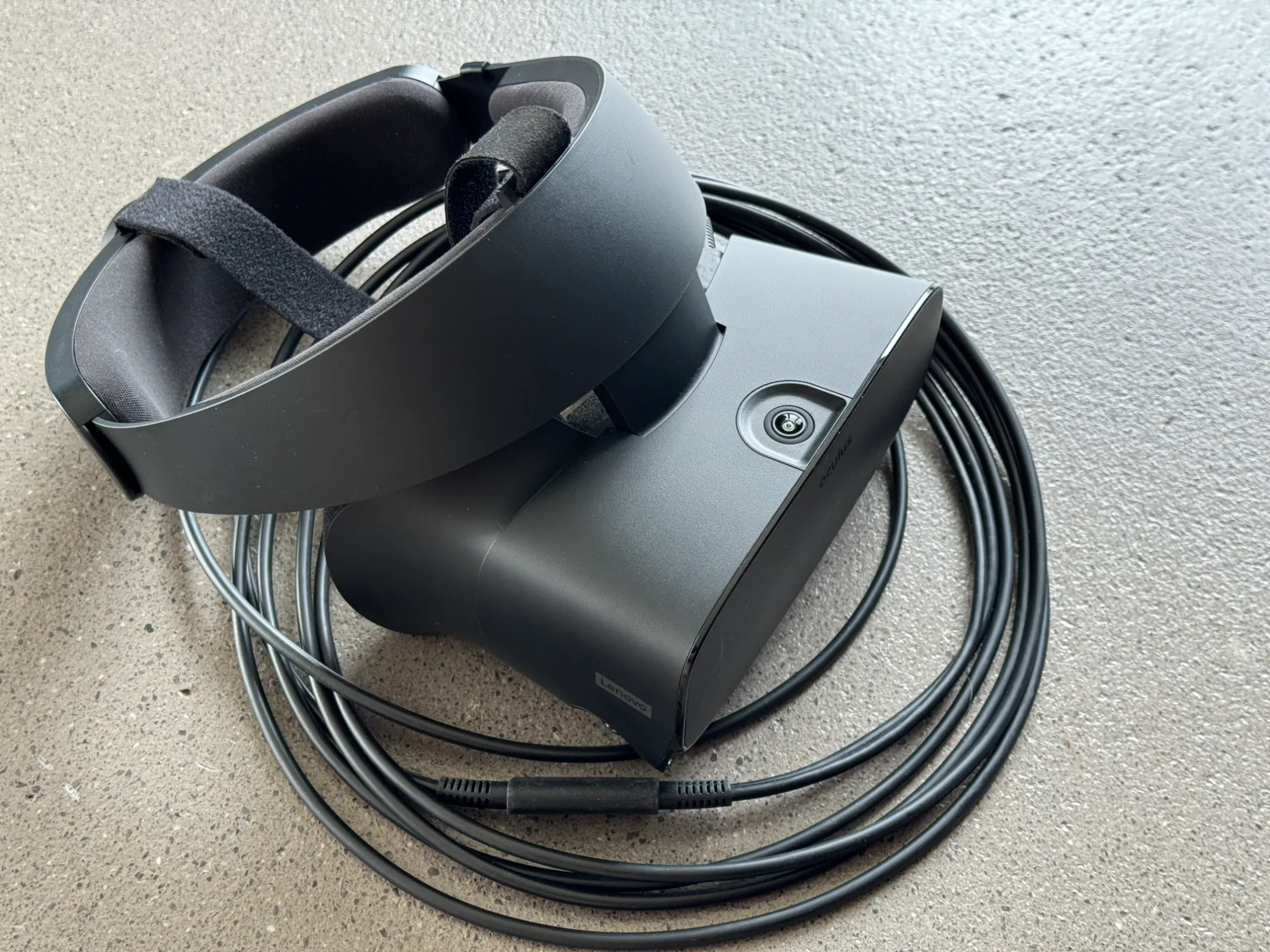 Actual product image Meta Rift S