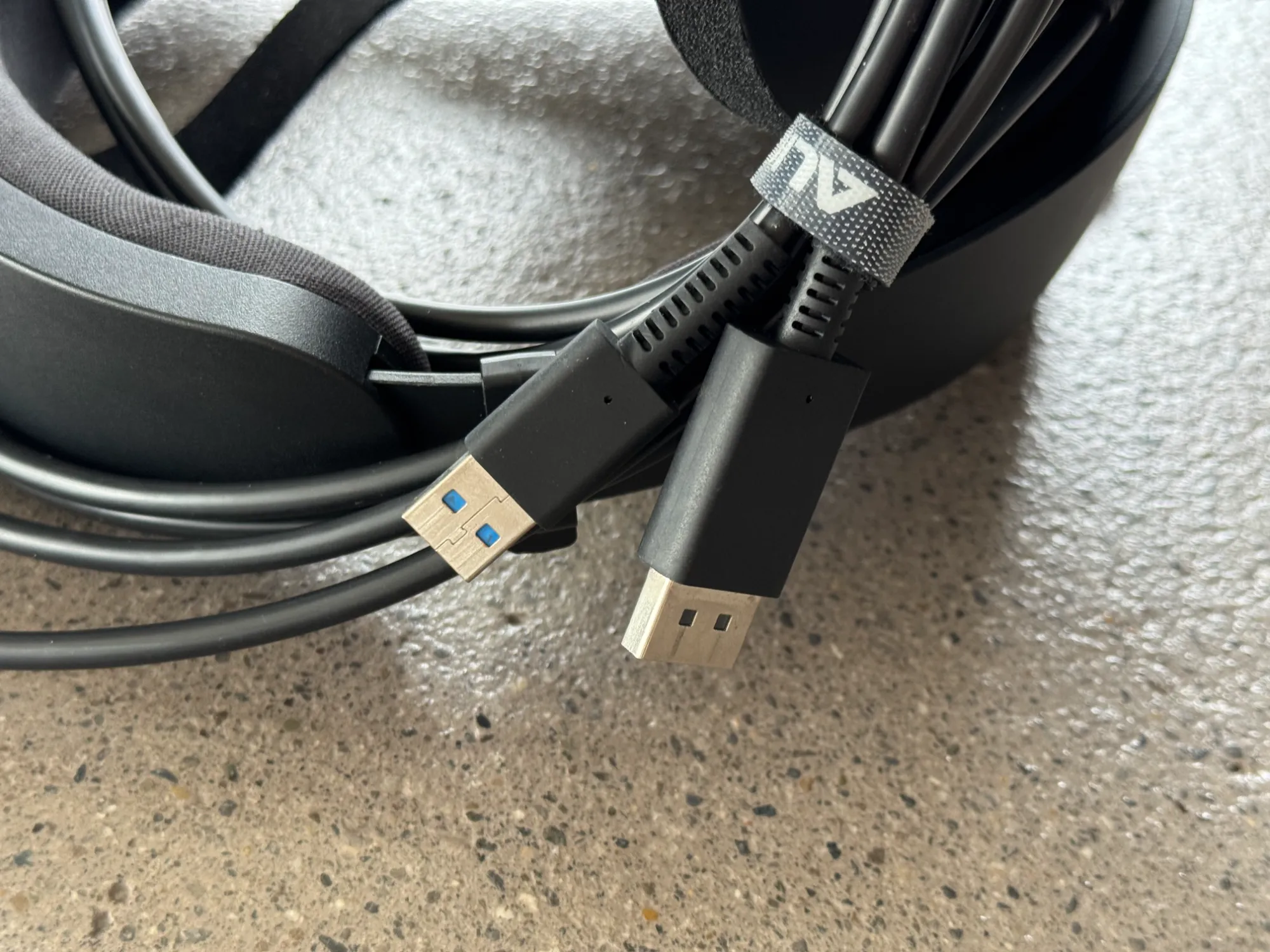 Actual product image Meta Rift S