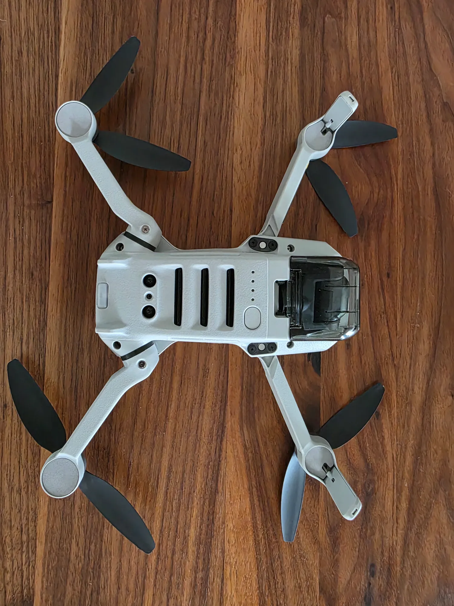 Produktbild DJI Mini 2 Fly More Combo (31 min, 249 g, 12 Mpx)