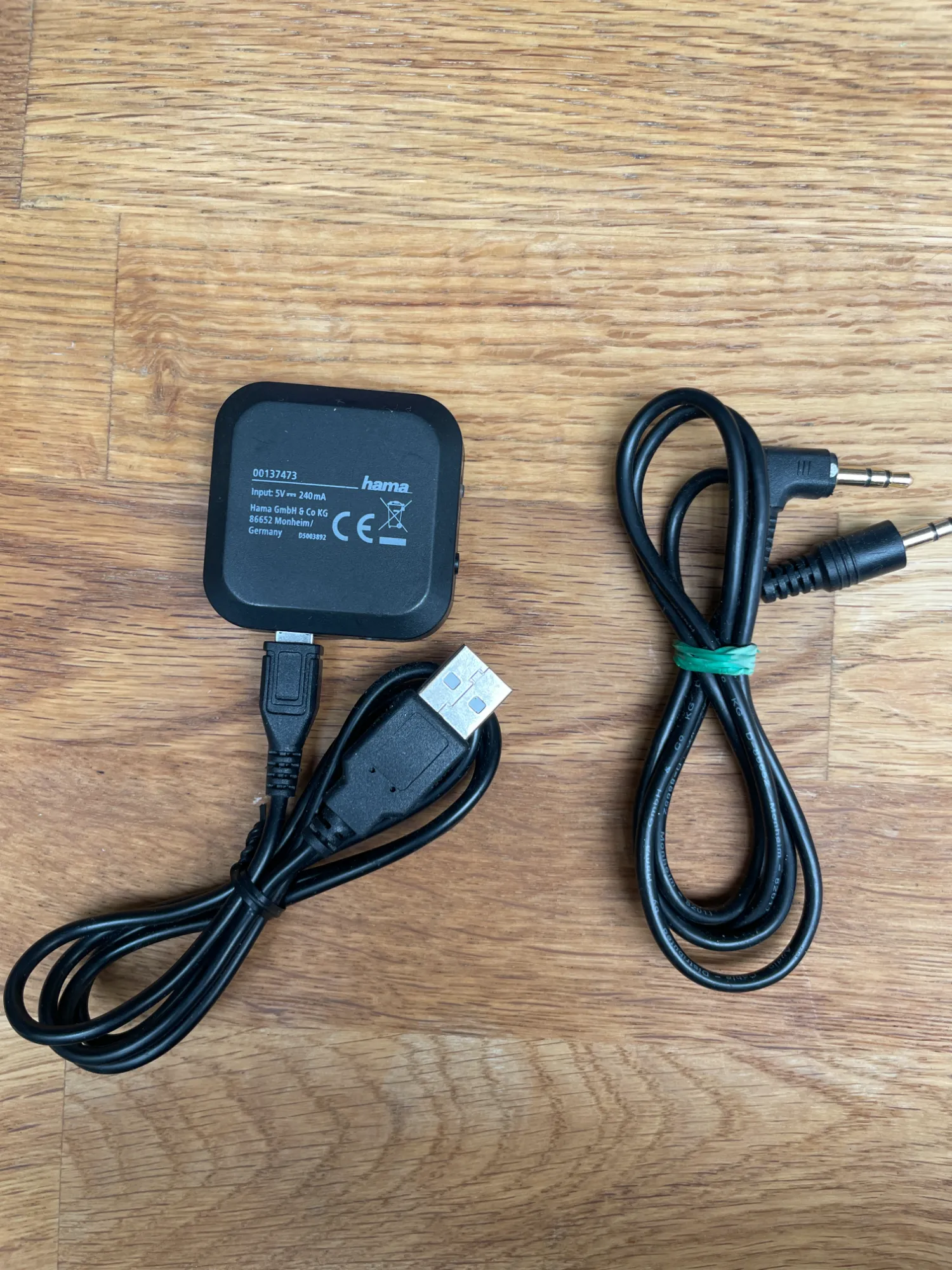 Actual product image Hama Bluetooth audio transmitter/receiver (Transmitter & Receiver)