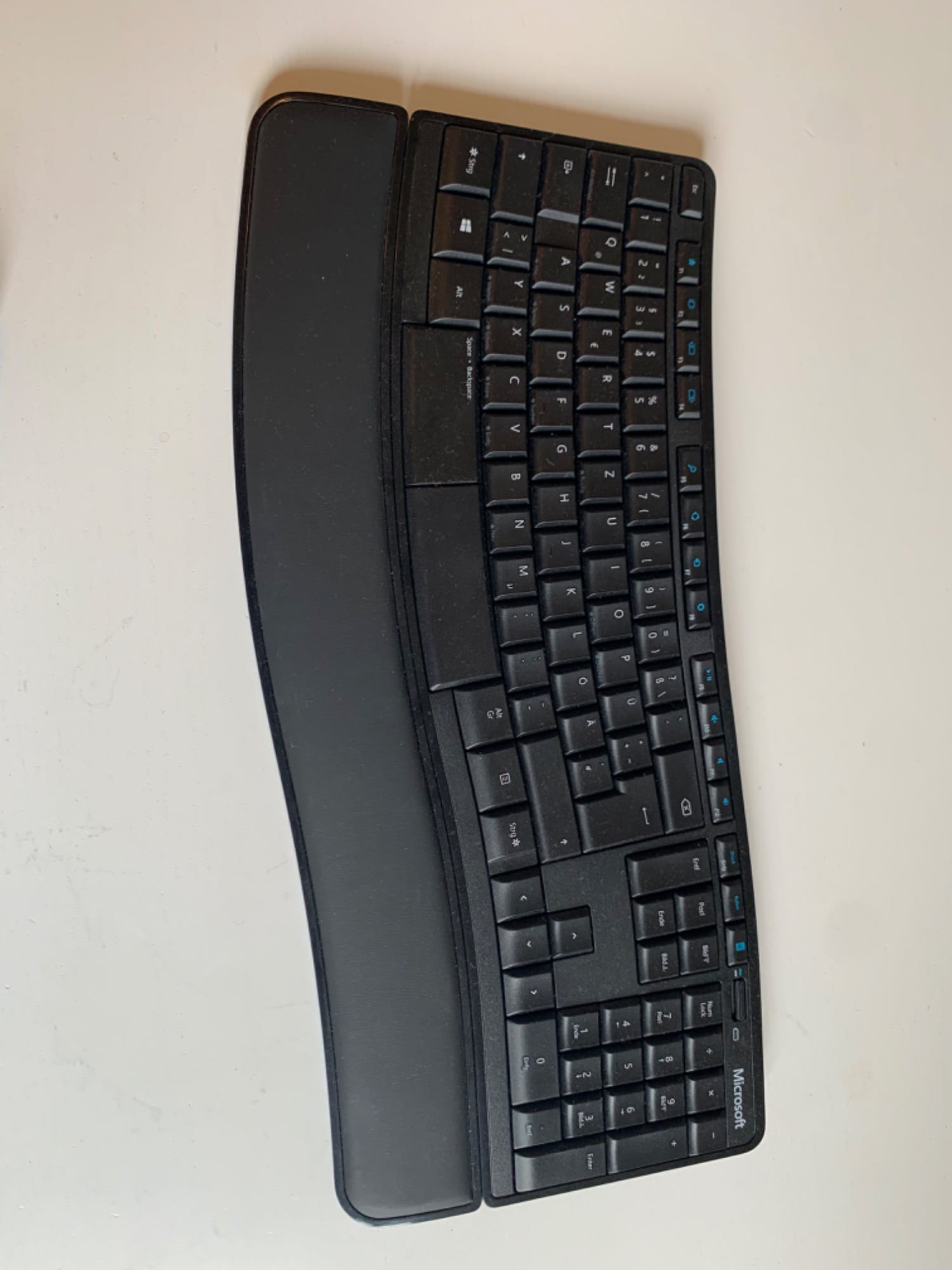 Actual product image Microsoft Sculpt Comfort (DE, Wireless)