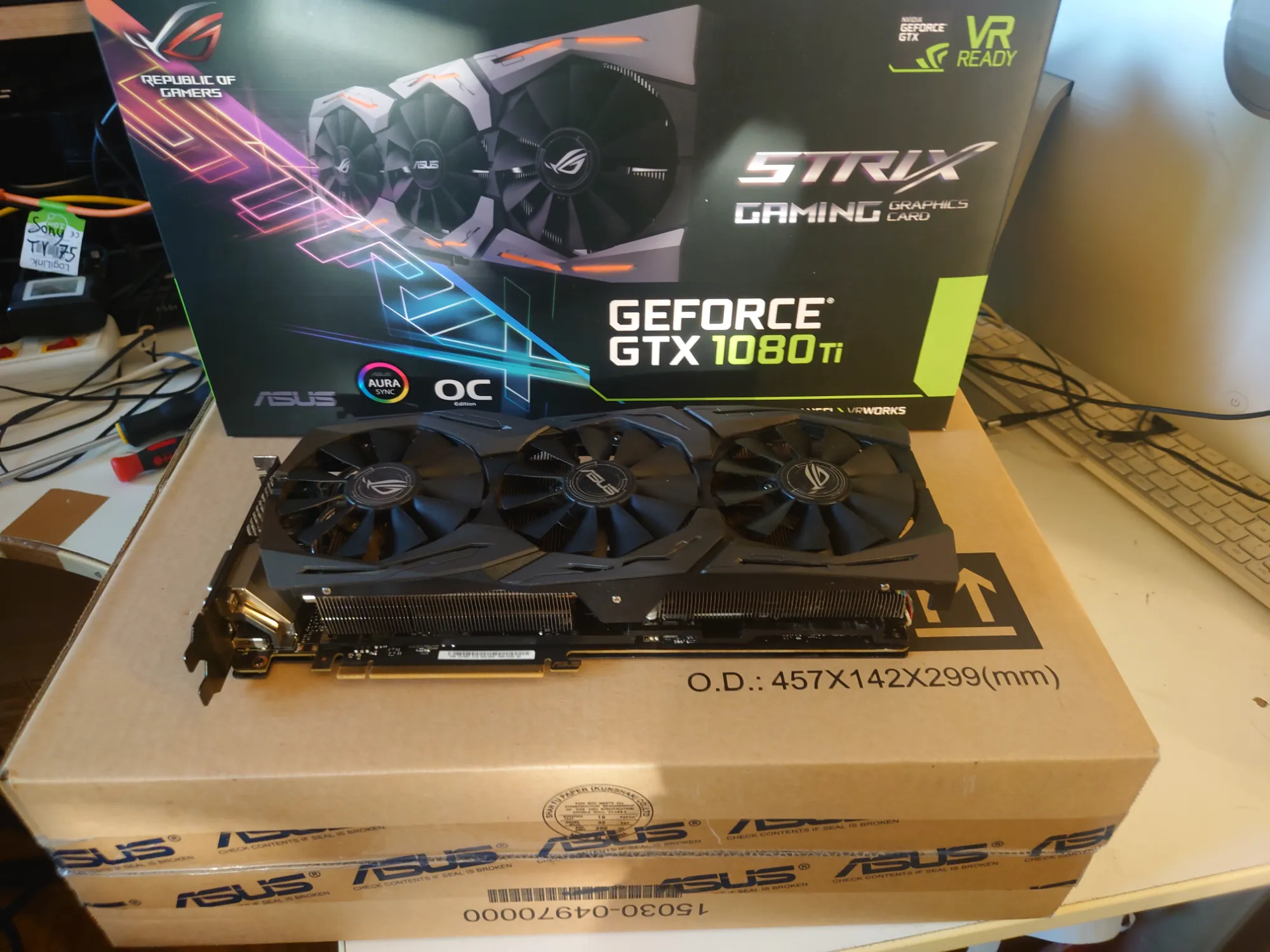 Actual product image ASUS GeForce ROG STRIX GTX1080TI O11G GAMING (11 GB)