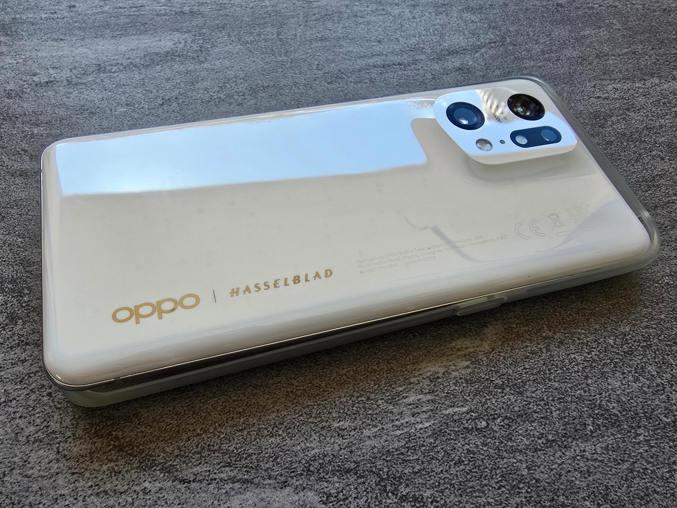 Image du produit OPPO Find X5 Pro (256 Go, Ceramic White, 6.70", Double SIM hybride + eSIM, 50 Mpx, 5G)