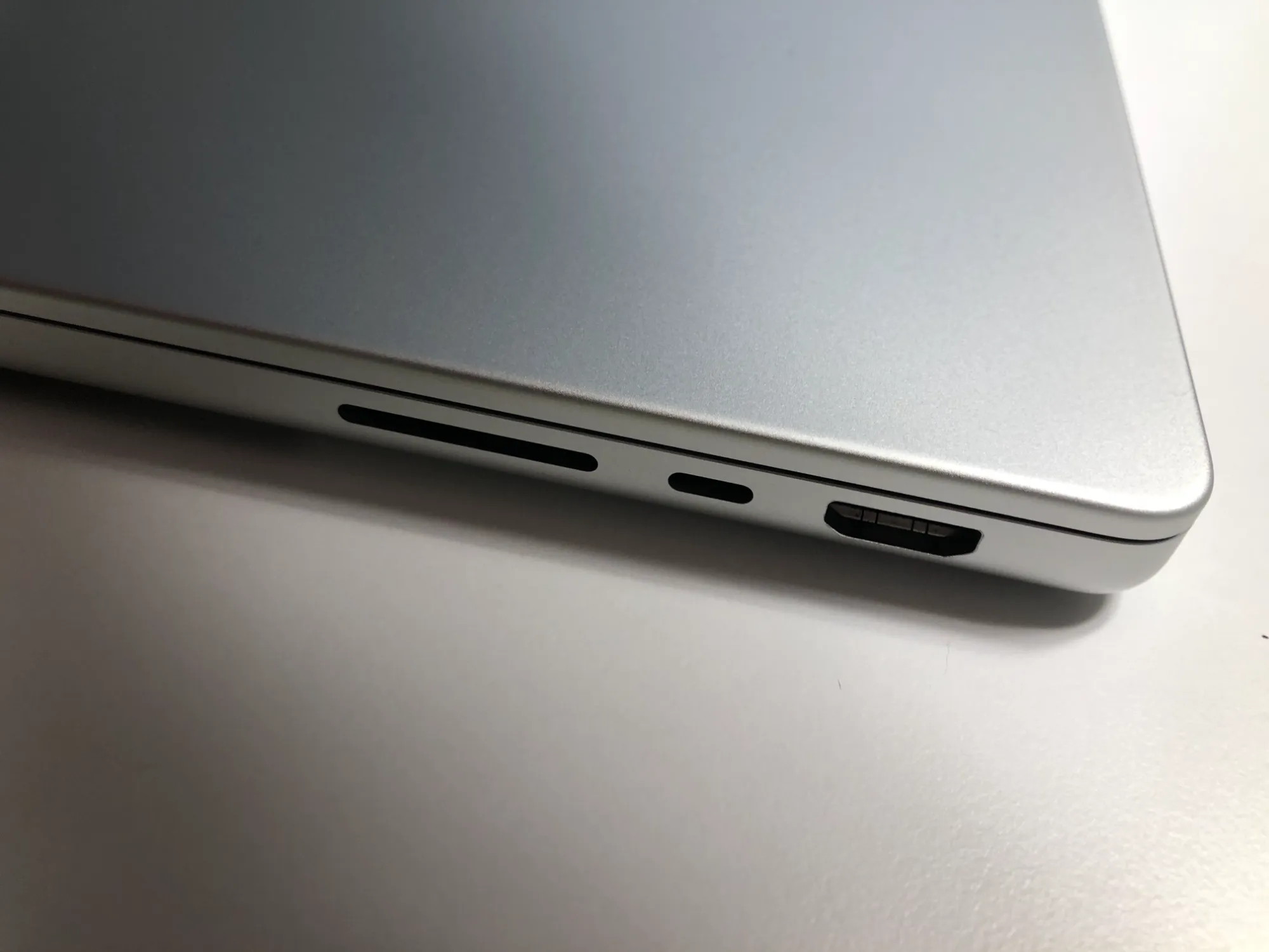 Produktbild Apple MacBook Pro – Late 2021 (14", M1 Pro, 16 GB, 512 GB, CH)