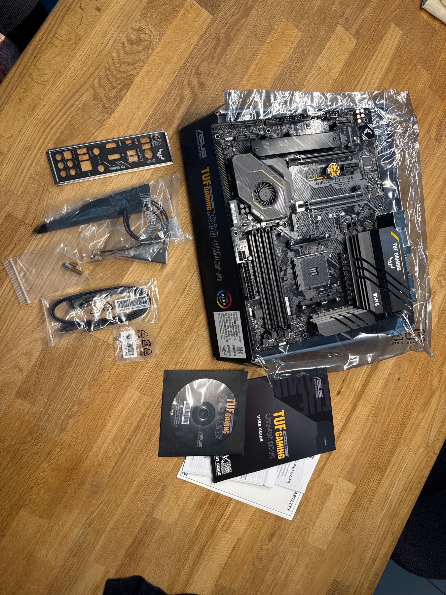 Produktbild ASUS TUF GAMING X570-PRO WI-FI (AM4, AMD X570, ATX)