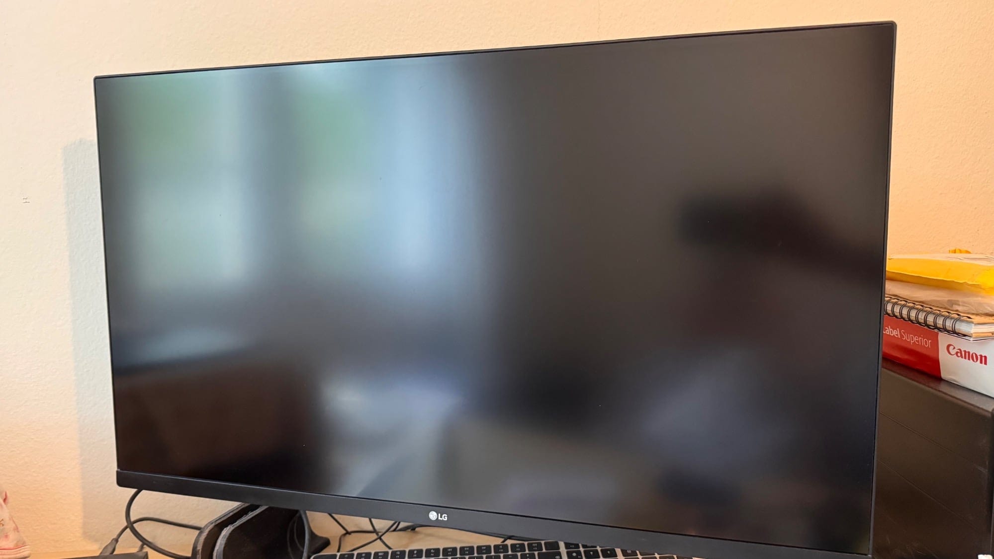 Actual product image LG UltraFine 32UN880-B (3840 x 2160 Pixels, 31.50")