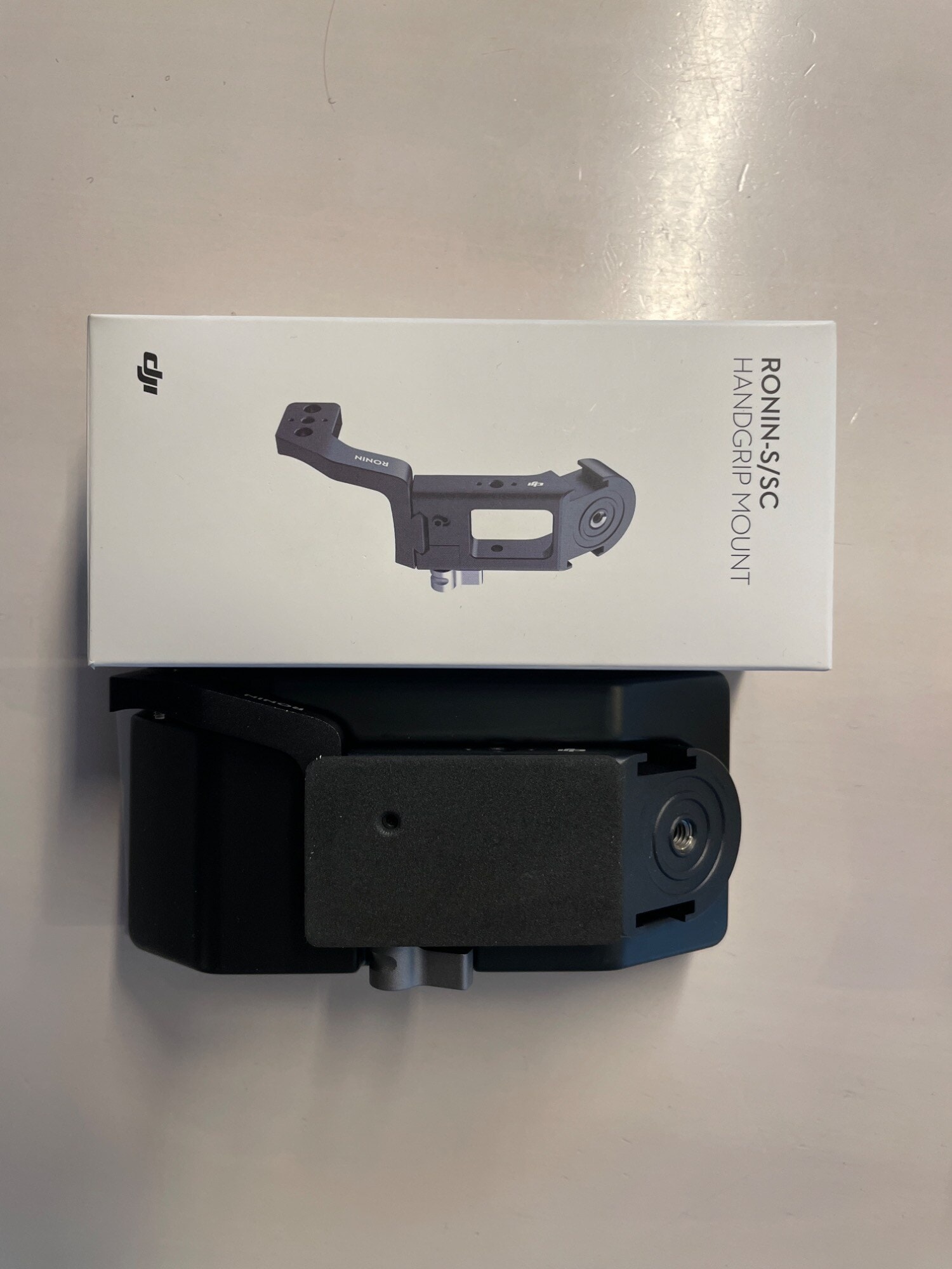 Image du produit DJI RS 3 Pro (Appareil photo à objectif interchangeable, Appareil photo reflex, 4.50 kg)