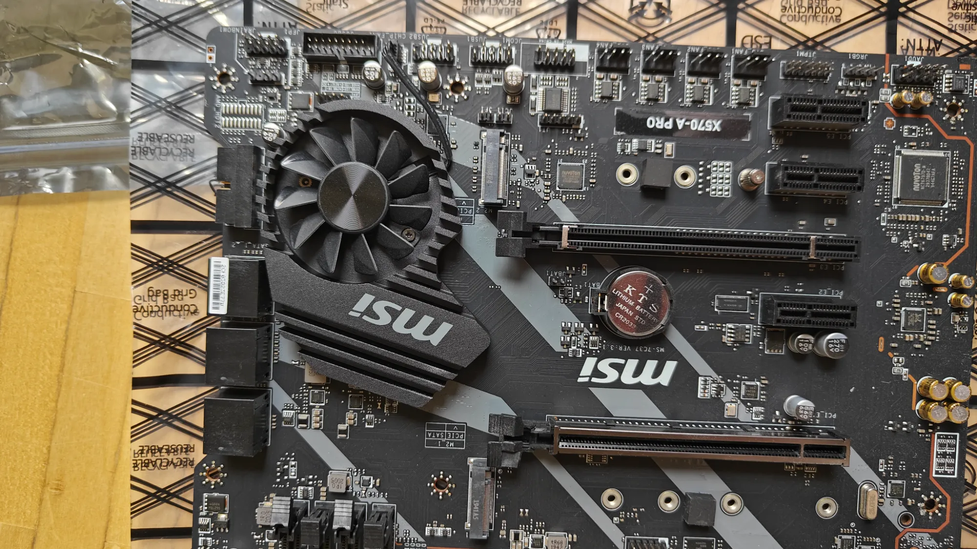 Immagine prodotto MSI X570-A PRO (AM4, AMD X570, ATX)