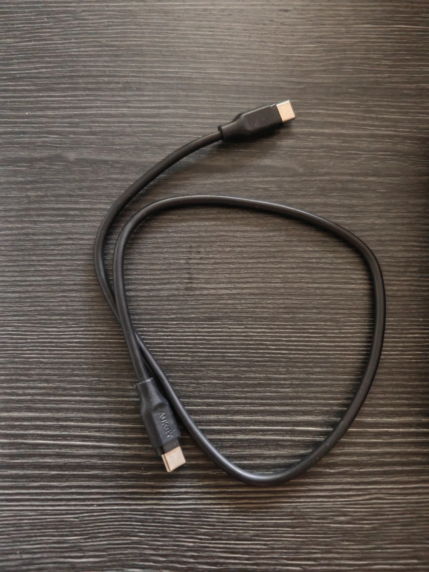 Actual product image Aukey Powerbank PB-Y7 (30000 mAh, 111 Wh)