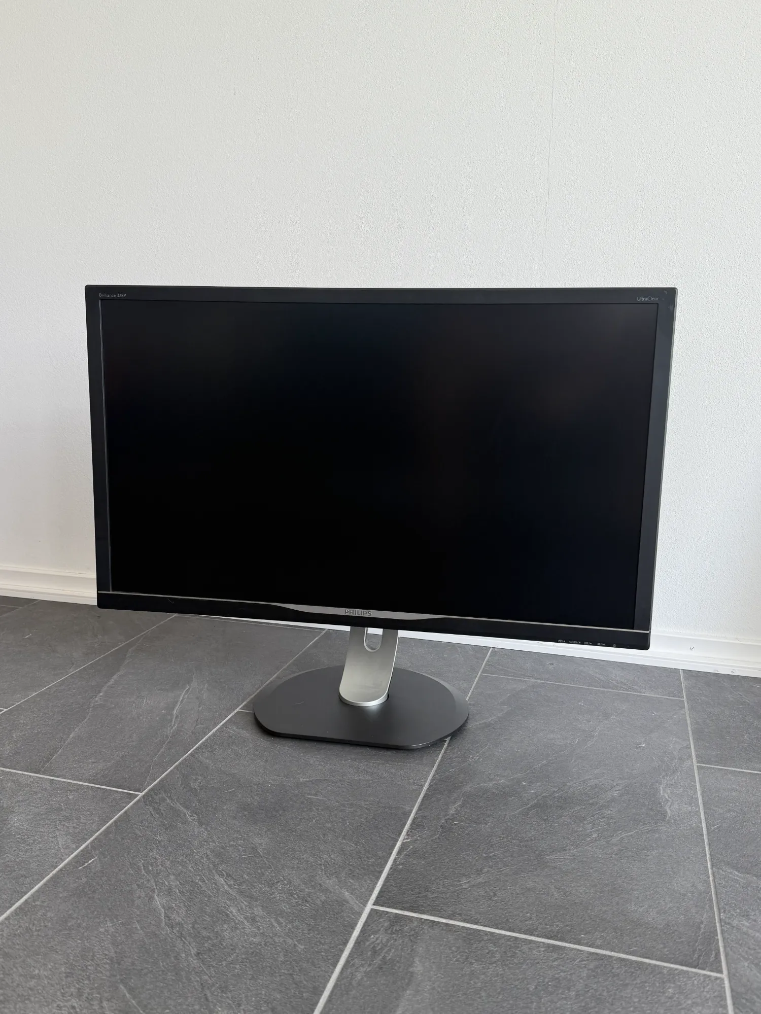 Produktbild Philips 328P6VUBREB/00 (3840 x 2160 Pixel, 32")