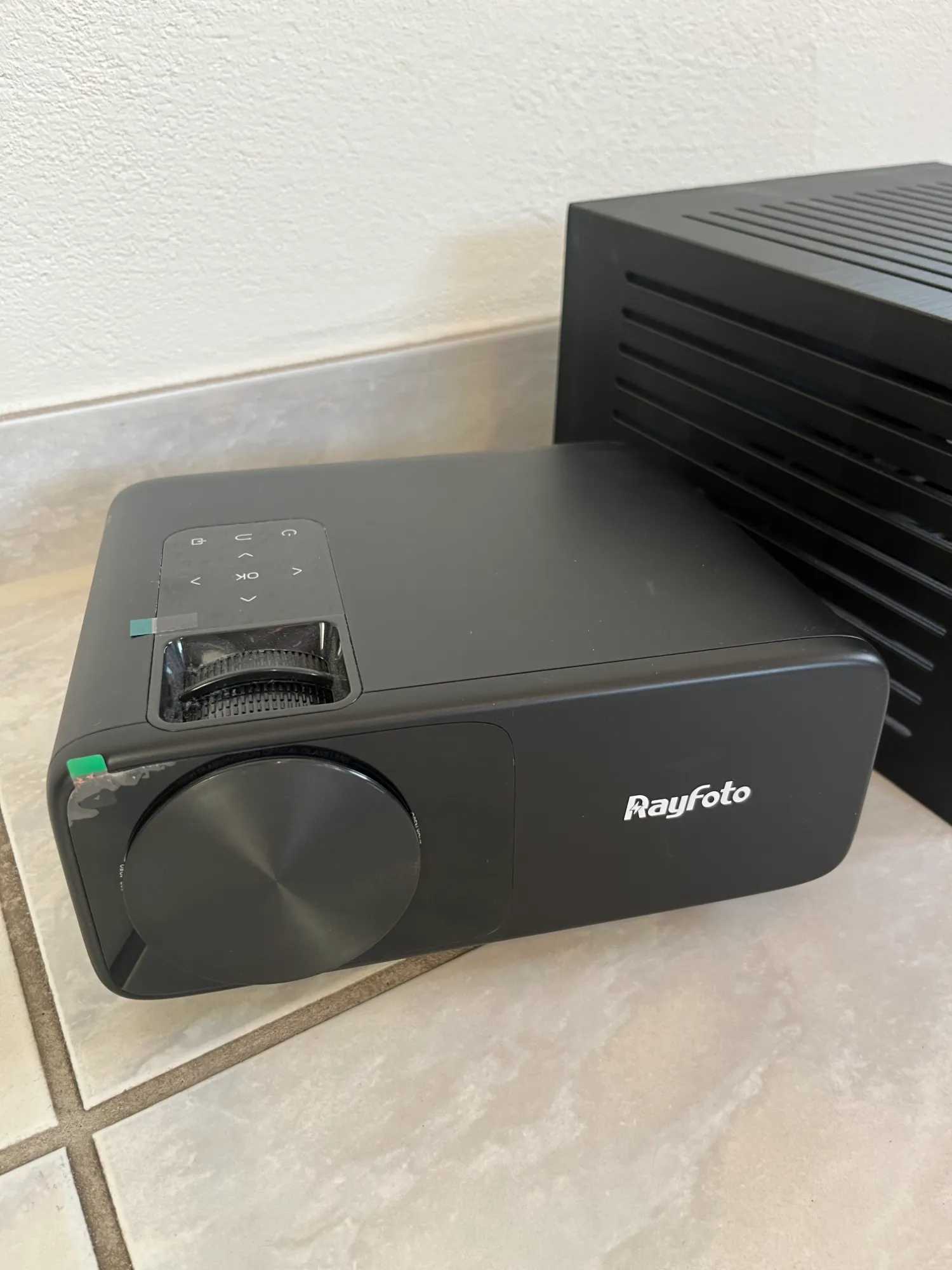 Produktbild Rayfoto Beamer (Full HD, 9500 lm)