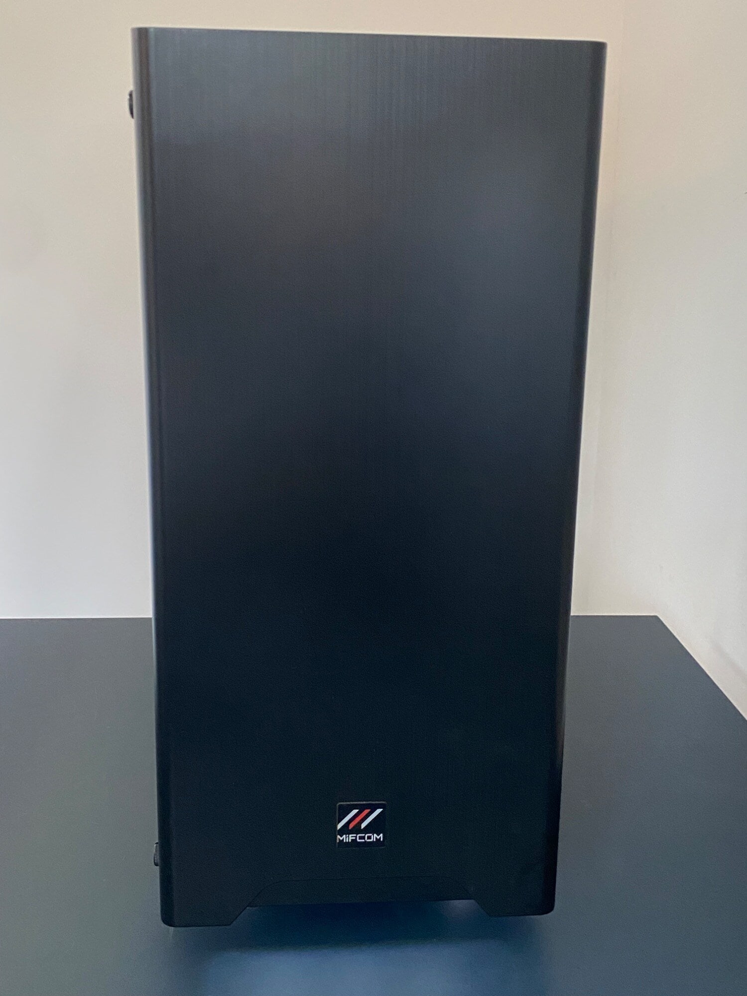 Actual product image Mifcom Savage (Intel Core i7-9700K, 16 GB, 500 GB, GeForce RTX 2070 Super)