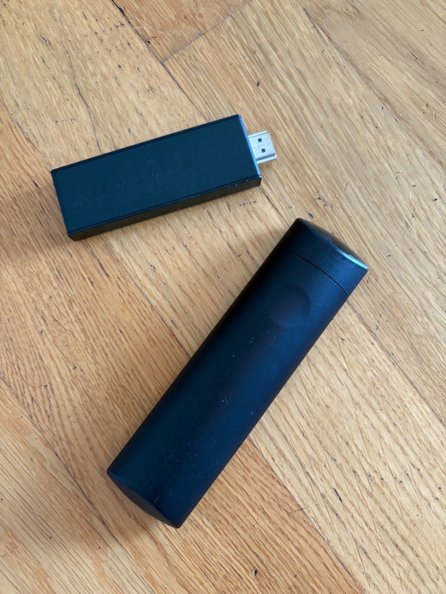 Produktbild Amazon Fire TV-Stick 2019 inkl. Zattoo Ultimate (2 Monate) (8 GB)