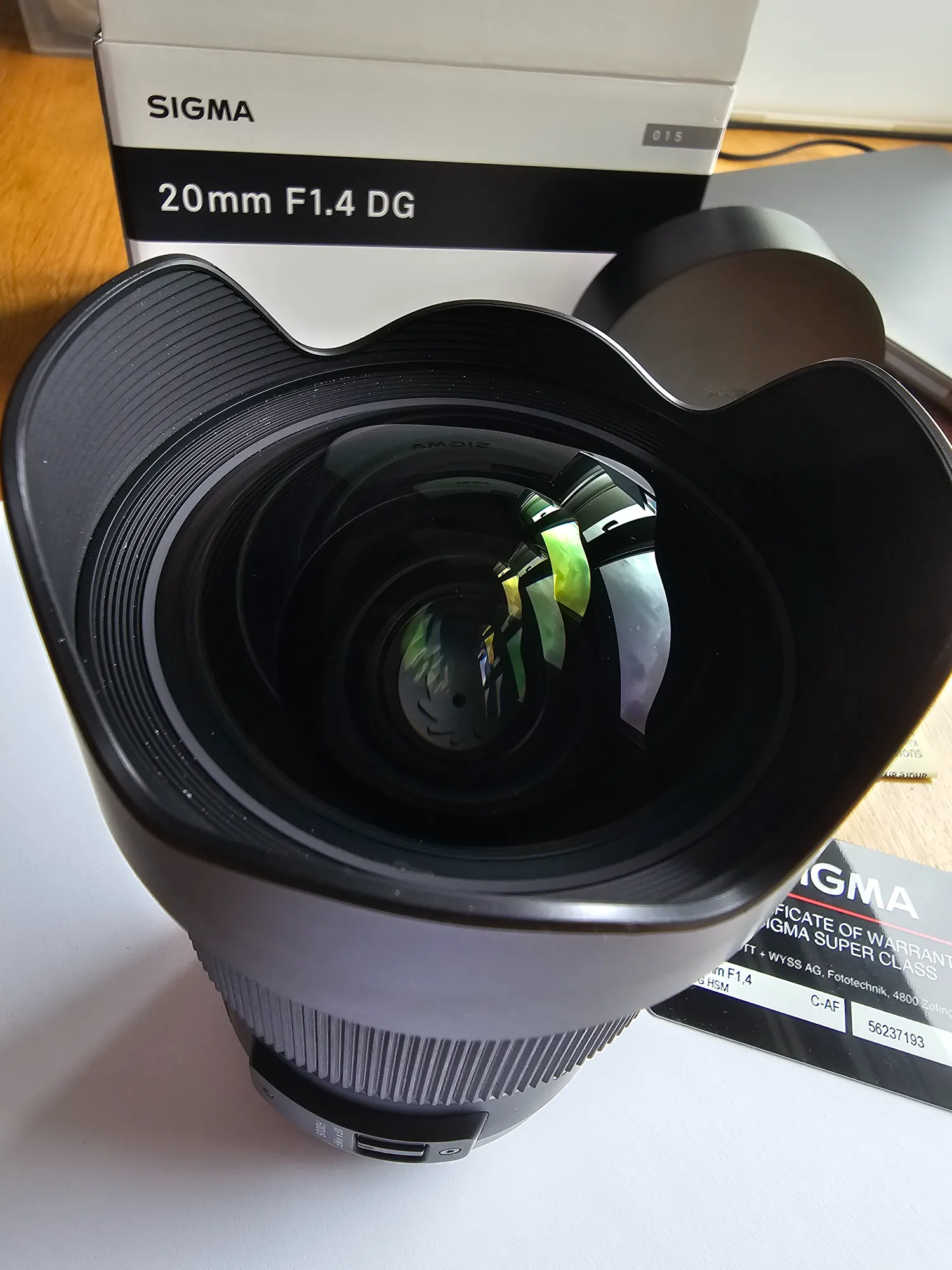 Image du produit Sigma 20mm, f/1.4 DG HSM ART Canon EF (Canon EF, Canon EF-S, Plein format)