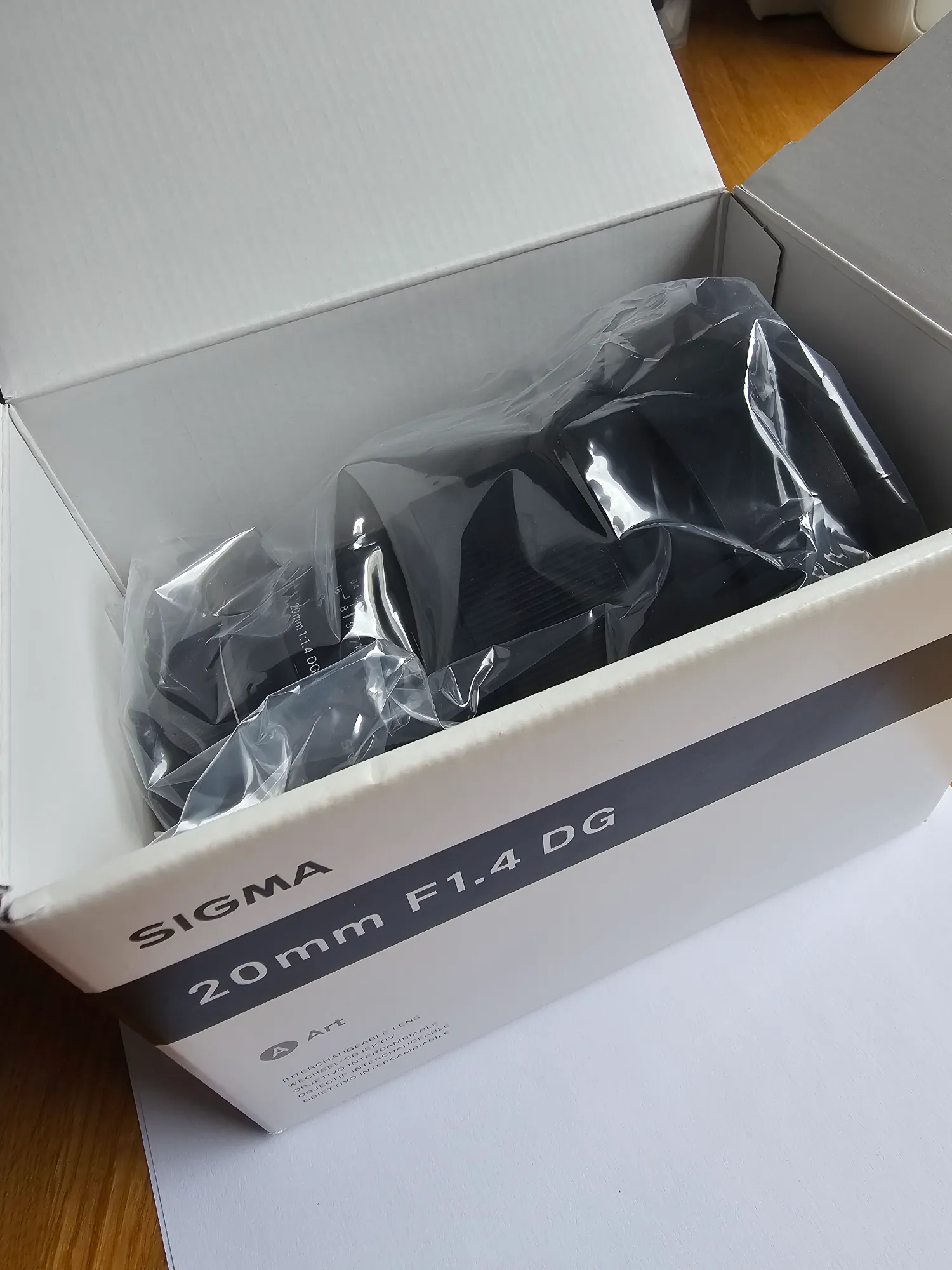 Image du produit Sigma 20mm, f/1.4 DG HSM ART Canon EF (Canon EF, Canon EF-S, Plein format)