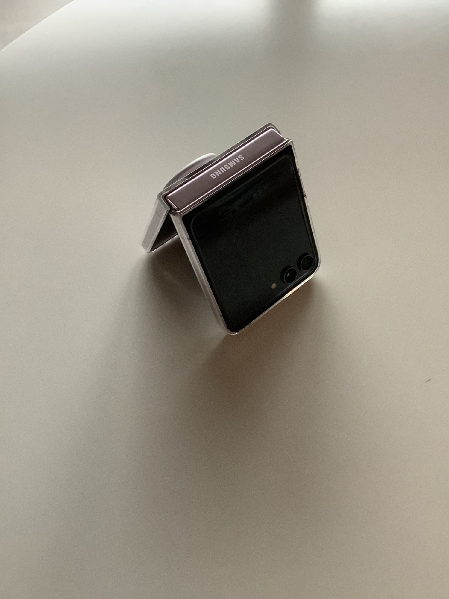 Image du produit Samsung Galaxy Z Flip5 (256 Go, Lavande, 6.70", SIM + eSIM, 12 Mpx, 5G)
