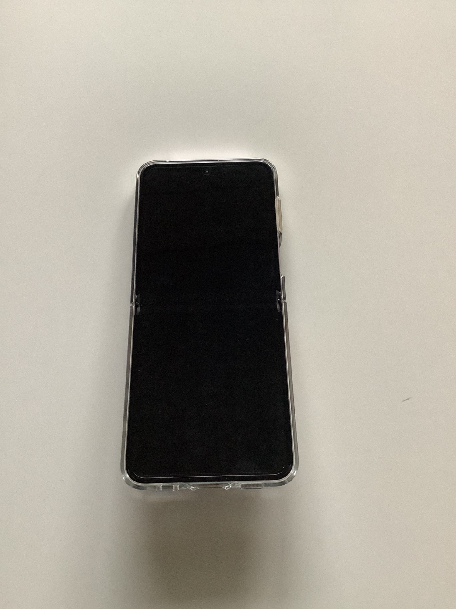 Image du produit Samsung Galaxy Z Flip5 (256 Go, Lavande, 6.70", SIM + eSIM, 12 Mpx, 5G)