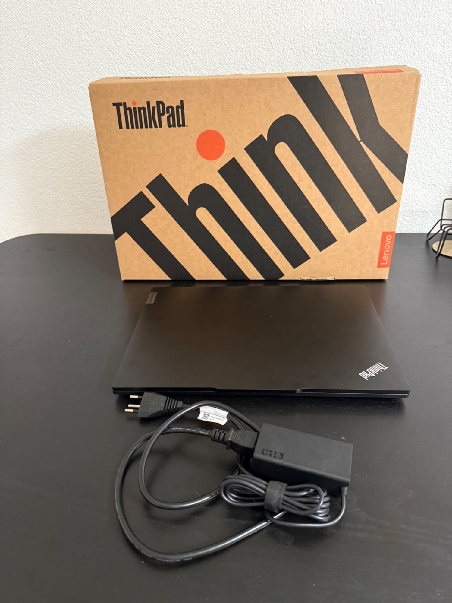 Immagine prodotto Lenovo ThinkPad E16 2a generazione (16", Intel Core Ultra 7 155H, 16 GB, 1000 GB, CH)