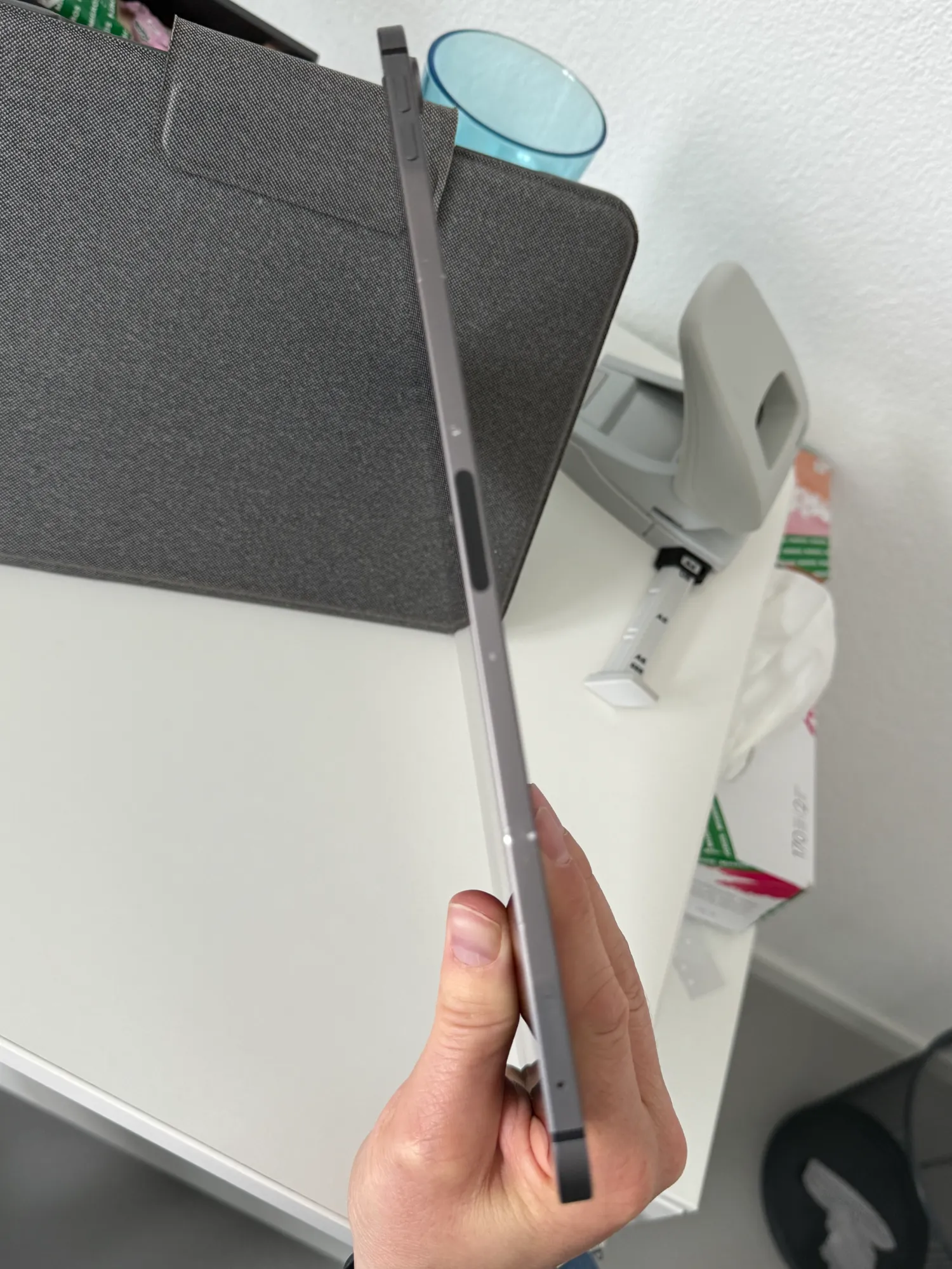 Immagine prodotto Apple iPad Air 2020 (4. Gen) (4G, 10.90", 64 GB, Space grey)