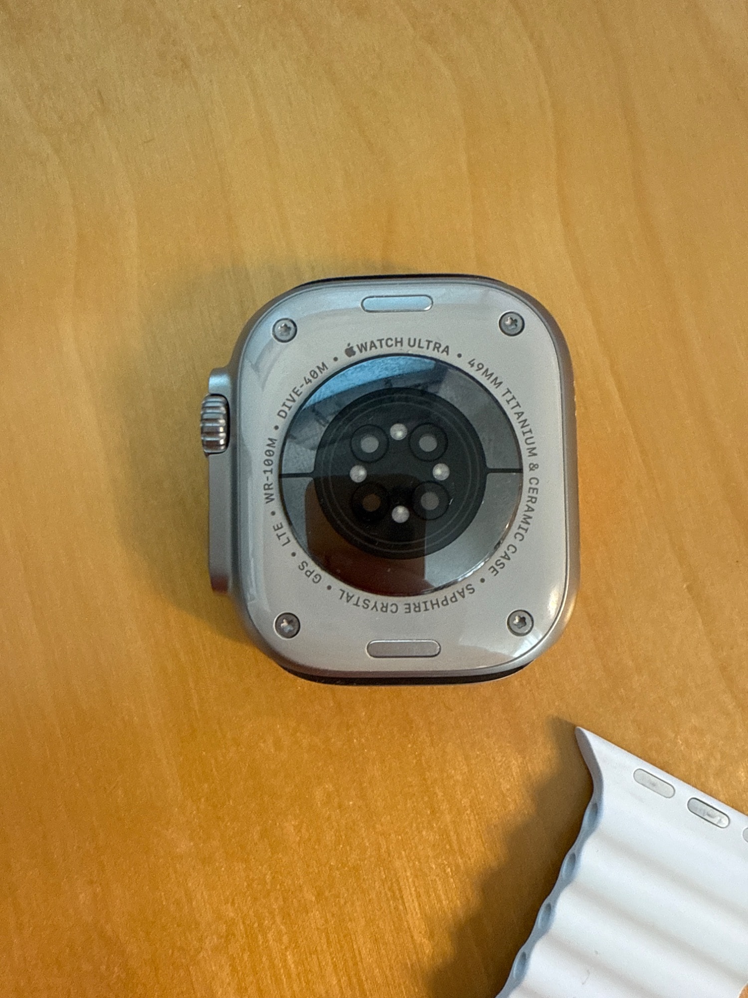 Produktbild Apple Watch Ultra 2 (49 mm, 4G)
