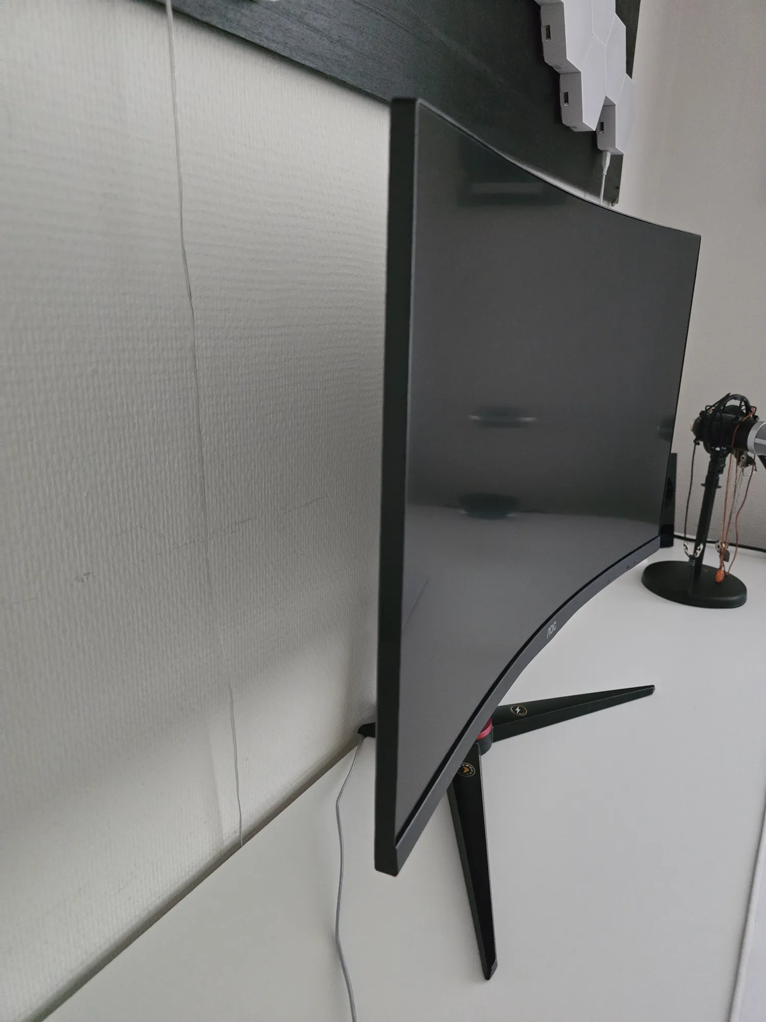 Image du produit AOC CQ27G2U/BK (2560 x 1440 pixels, 27")