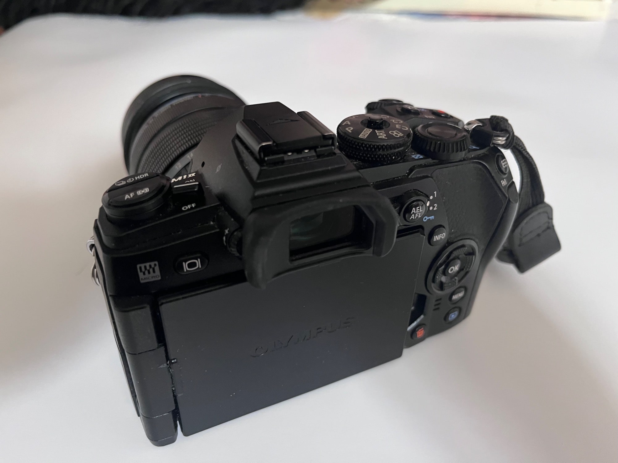 Image du produit Olympus Kit OM-D E-M1 Mark II (12 - 40 mm, 20.40 Mpx, Micro Four Thirds)